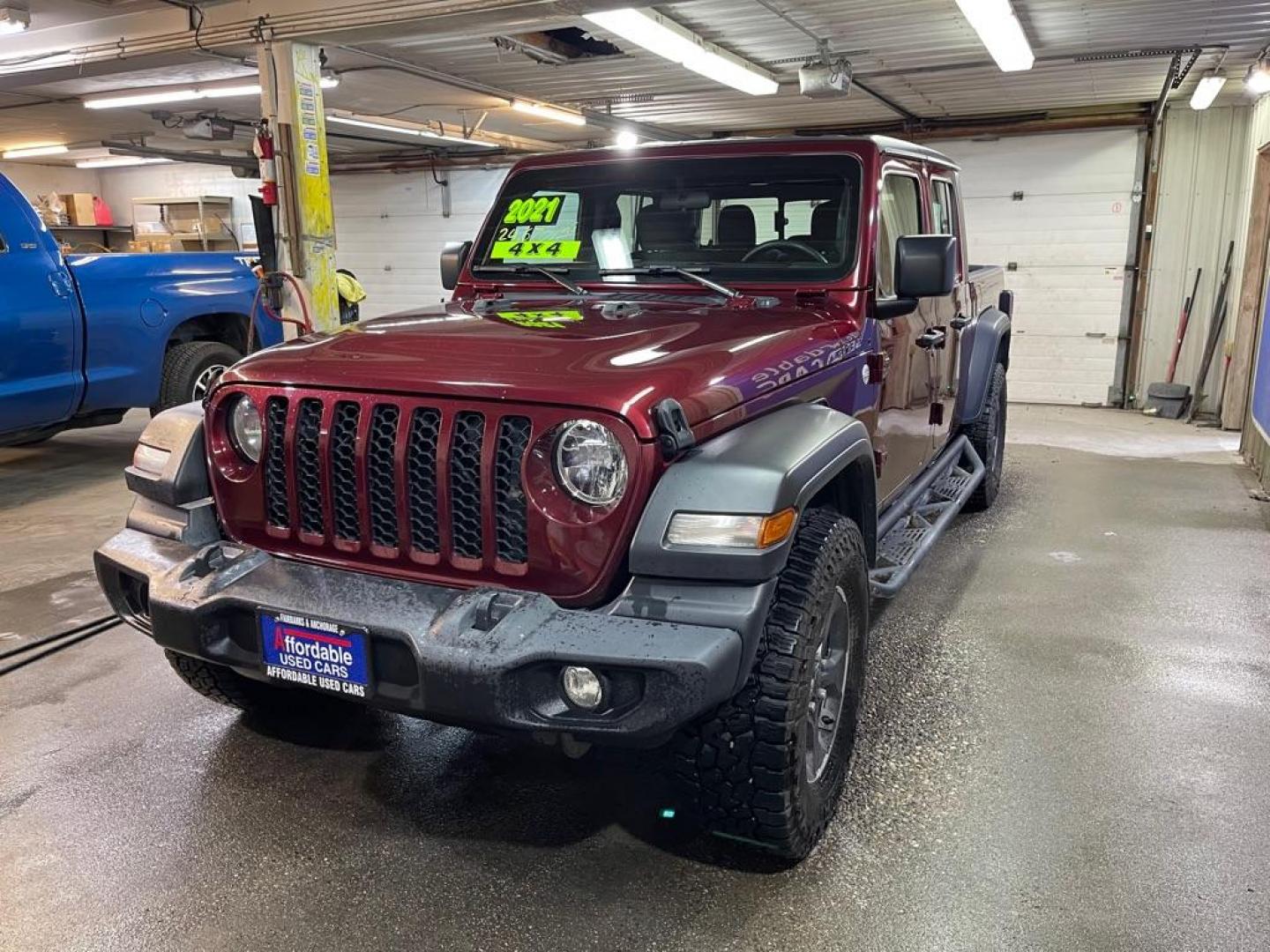 2021 MAROON JEEP GLADIATOR SPORT (1C6HJTAG5ML) with an 3.6L engine, Automatic transmission, located at 2525 S. Cushman, Fairbanks, AK, 99701, (907) 452-5707, 64.824036, -147.712311 - Photo#1