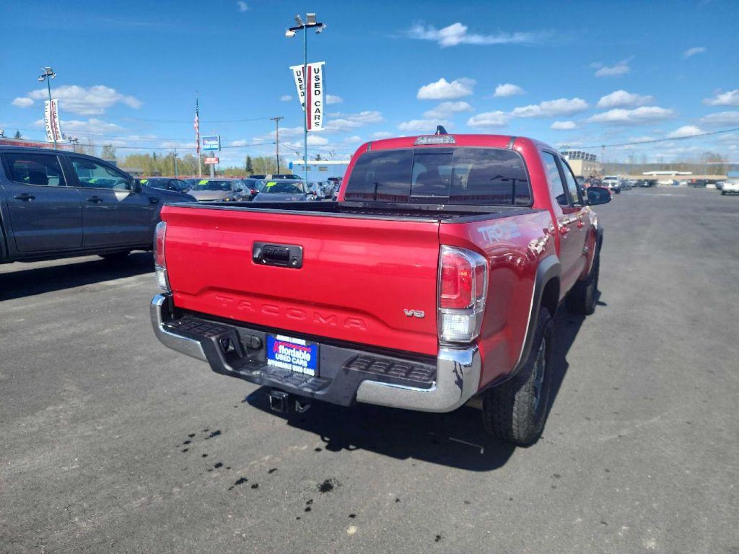 2022 RED TOYOTA TACOMA TRD DOUBLE CAB (3TMCZ5AN5NM) with an 3.5L engine, Automatic transmission, located at 2525 S. Cushman, Fairbanks, AK, 99701, (907) 452-5707, 64.824036, -147.712311 - Photo#2