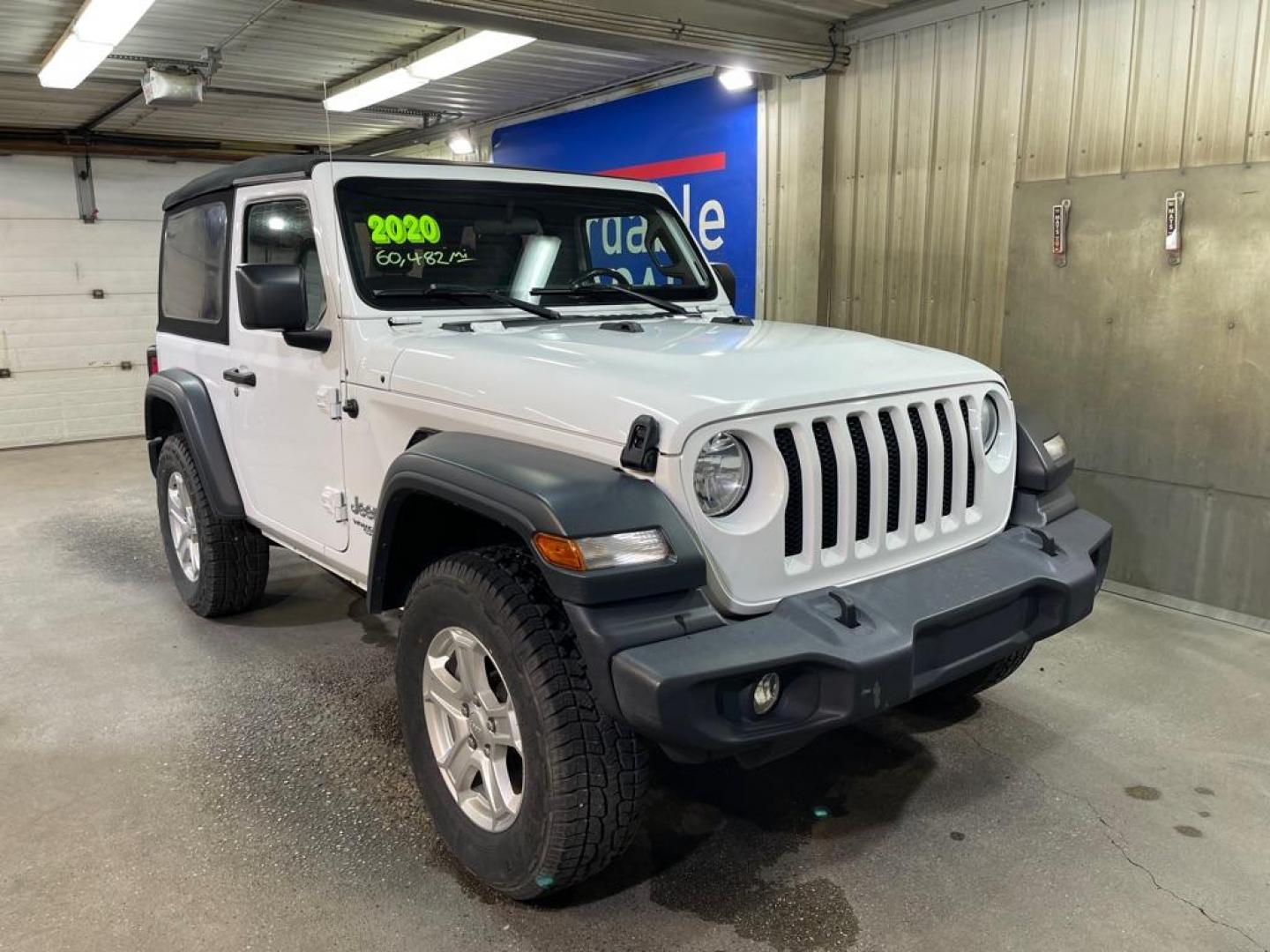 2020 WHITE JEEP WRANGLER SPORT (1C4GJXAG1LW) with an 3.6L engine, Automatic transmission, located at 2525 S. Cushman, Fairbanks, AK, 99701, (907) 452-5707, 64.824036, -147.712311 - Photo#0