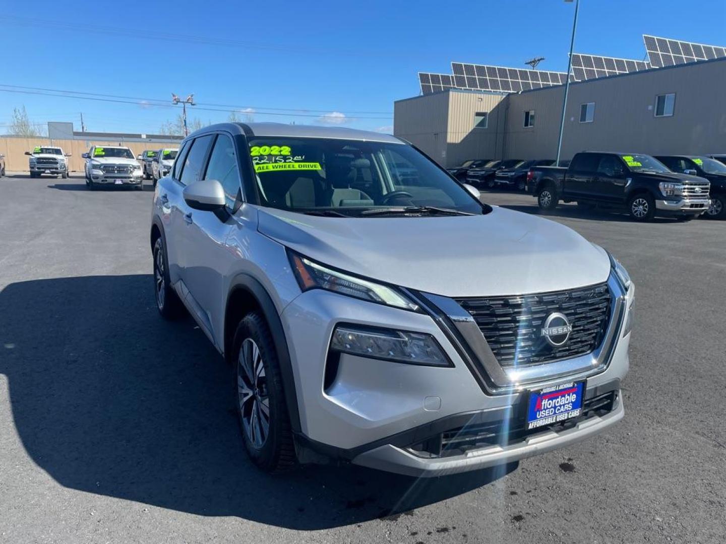 2022 SILVER NISSAN ROGUE SV (5N1BT3BB3NC) with an 1.5L engine, Automatic transmission, located at 2525 S. Cushman, Fairbanks, AK, 99701, (907) 452-5707, 64.824036, -147.712311 - Photo#0