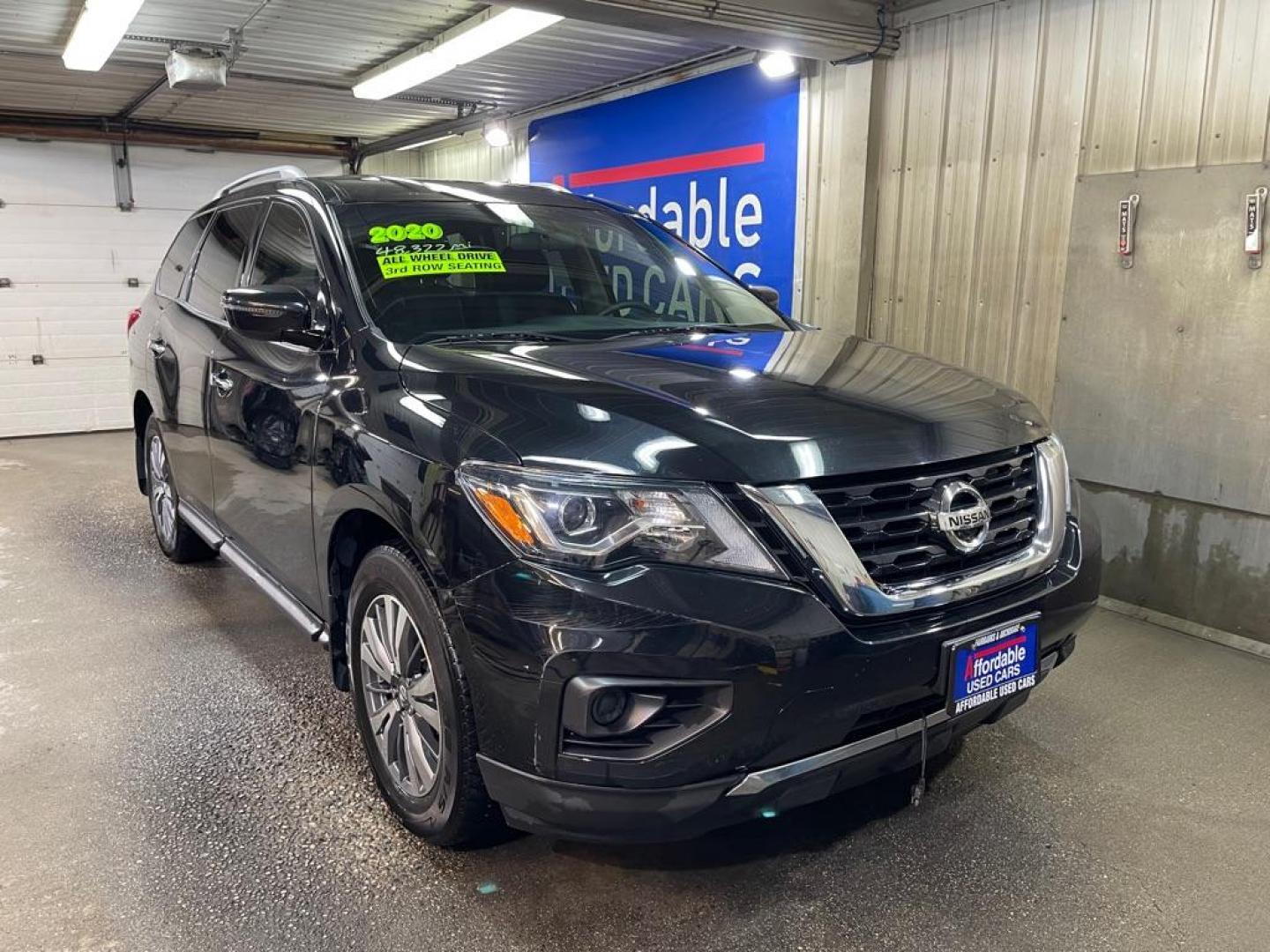 2020 BLACK NISSAN PATHFINDER S (5N1DR2AM2LC) with an 3.5L engine, Continuously Variable transmission, located at 2525 S. Cushman, Fairbanks, AK, 99701, (907) 452-5707, 64.824036, -147.712311 - Photo#0