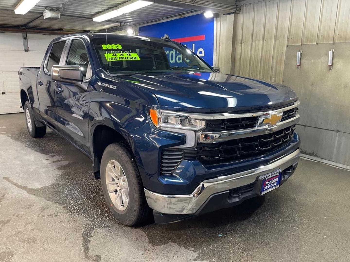 2023 BLUE CHEVROLET SILVERADO 1500 LT (3GCUDDEDXPG) with an 5.3L engine, Automatic transmission, located at 2525 S. Cushman, Fairbanks, AK, 99701, (907) 452-5707, 64.824036, -147.712311 - Photo#0