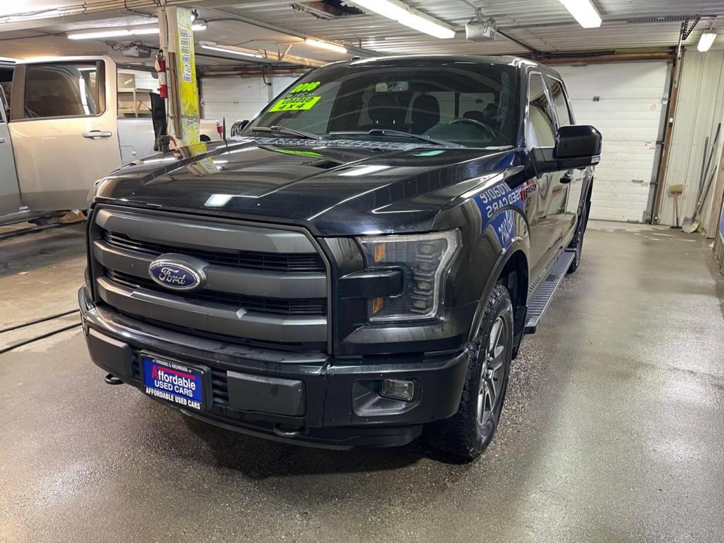 2016 BLACK FORD F150 5.0L SUPERCREW (1FTEW1EF8GK) with an 5.0L engine, Automatic transmission, located at 2525 S. Cushman, Fairbanks, AK, 99701, (907) 452-5707, 64.824036, -147.712311 - Photo#1