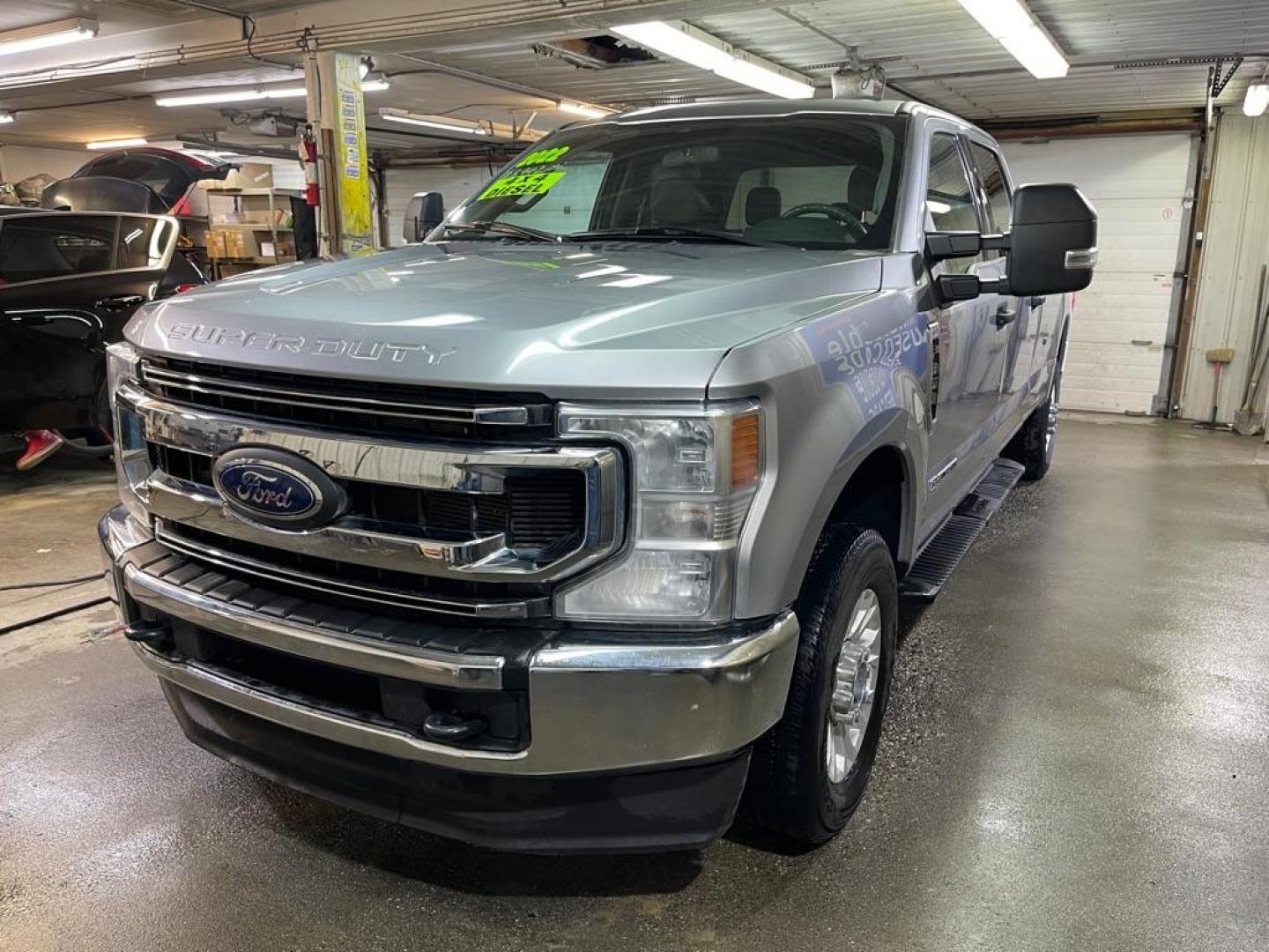 2022 SILVER FORD F350 SUPER DUTY (1FT8W3BT9NE) with an 6.7L engine, Automatic transmission, located at 2525 S. Cushman, Fairbanks, AK, 99701, (907) 452-5707, 64.824036, -147.712311 - Photo#1