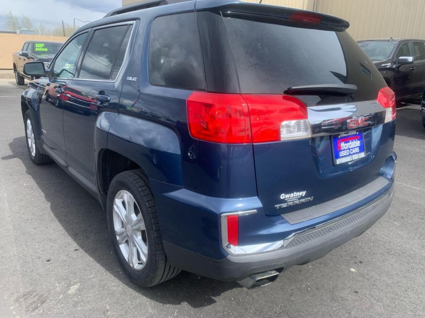 2017 BLUE GMC TERRAIN SLE (2GKALNEK6H6) with an 2.4L engine, Automatic transmission, located at 2525 S. Cushman, Fairbanks, AK, 99701, (907) 452-5707, 64.824036, -147.712311 - Photo#2