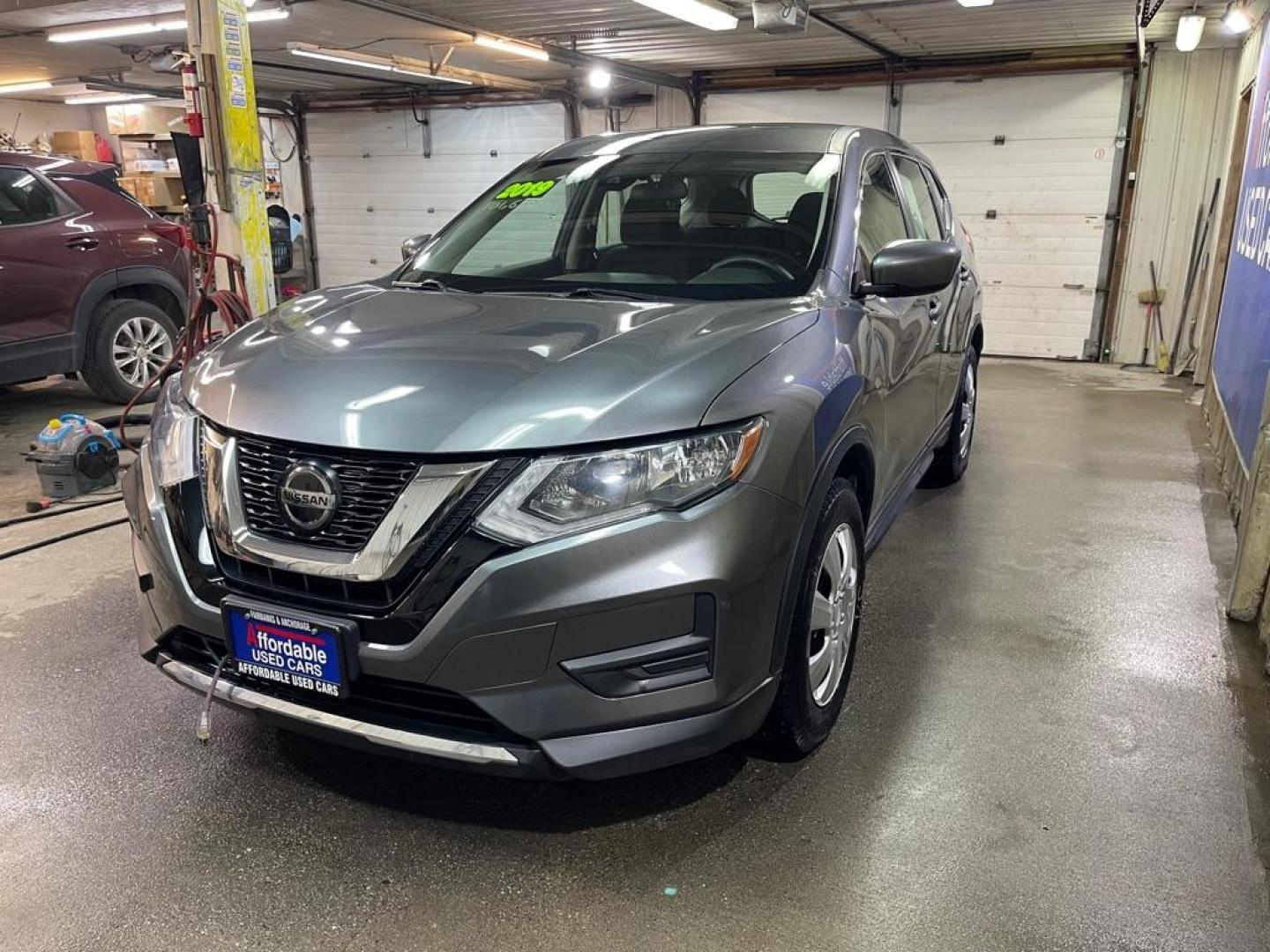 2019 BLACK NISSAN ROGUE S (5N1AT2MT6KC) with an 2.5L engine, Continuously Variable transmission, located at 2525 S. Cushman, Fairbanks, AK, 99701, (907) 452-5707, 64.824036, -147.712311 - Photo#1