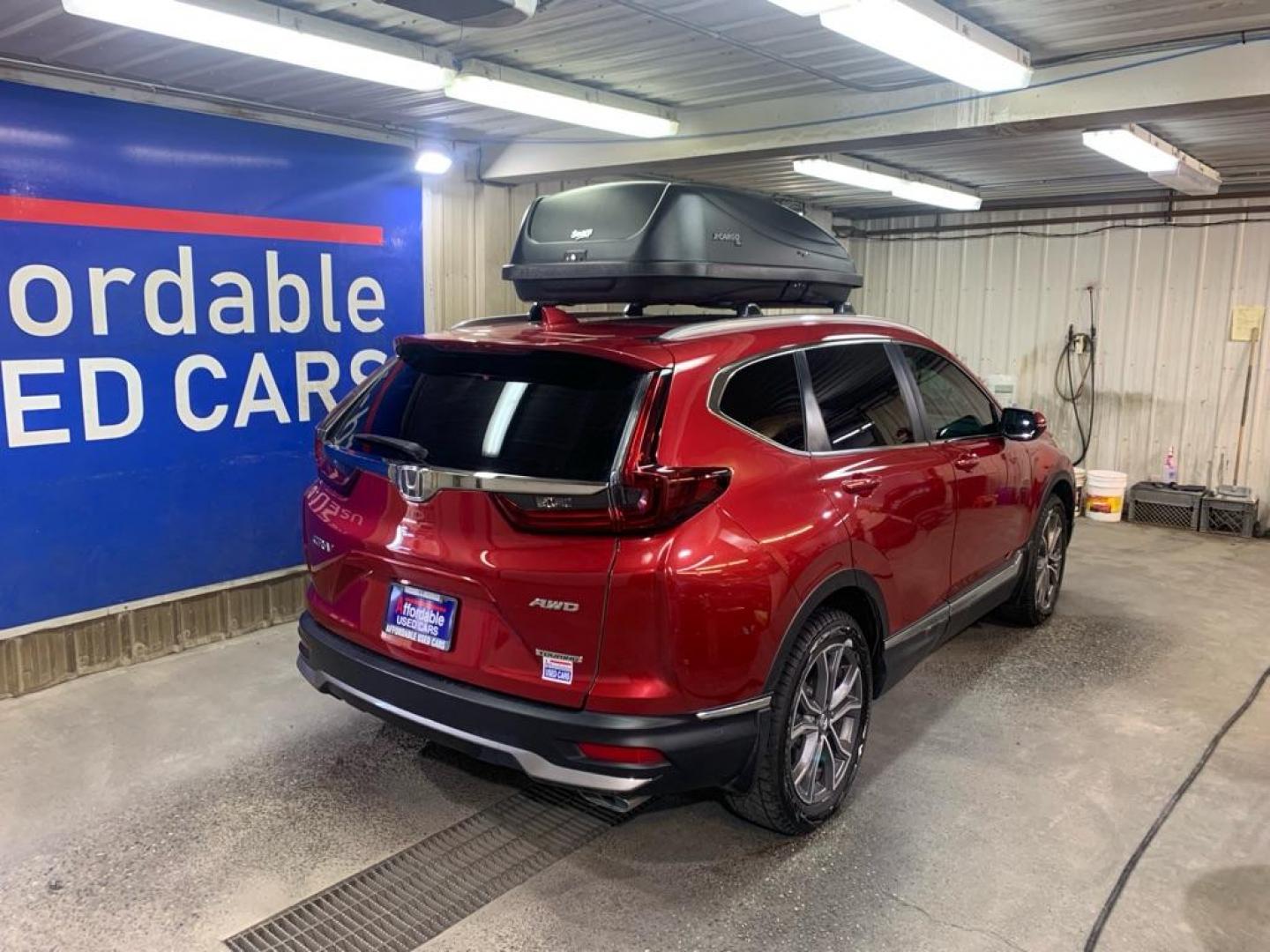 2021 RED HONDA CR-V TOURING (2HKRW2H97MH) with an 1.5L engine, Continuously Variable transmission, located at 2525 S. Cushman, Fairbanks, AK, 99701, (907) 452-5707, 64.824036, -147.712311 - Photo#3