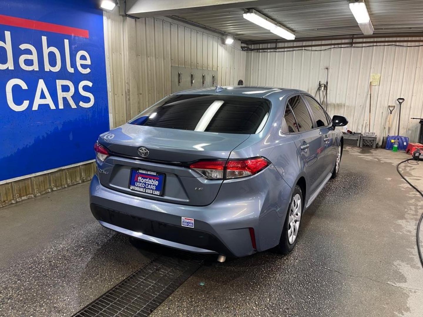 2020 GRAY TOYOTA COROLLA LE (5YFEPRAE4LP) with an 1.8L engine, Continuously Variable transmission, located at 2525 S. Cushman, Fairbanks, AK, 99701, (907) 452-5707, 64.824036, -147.712311 - Photo#2