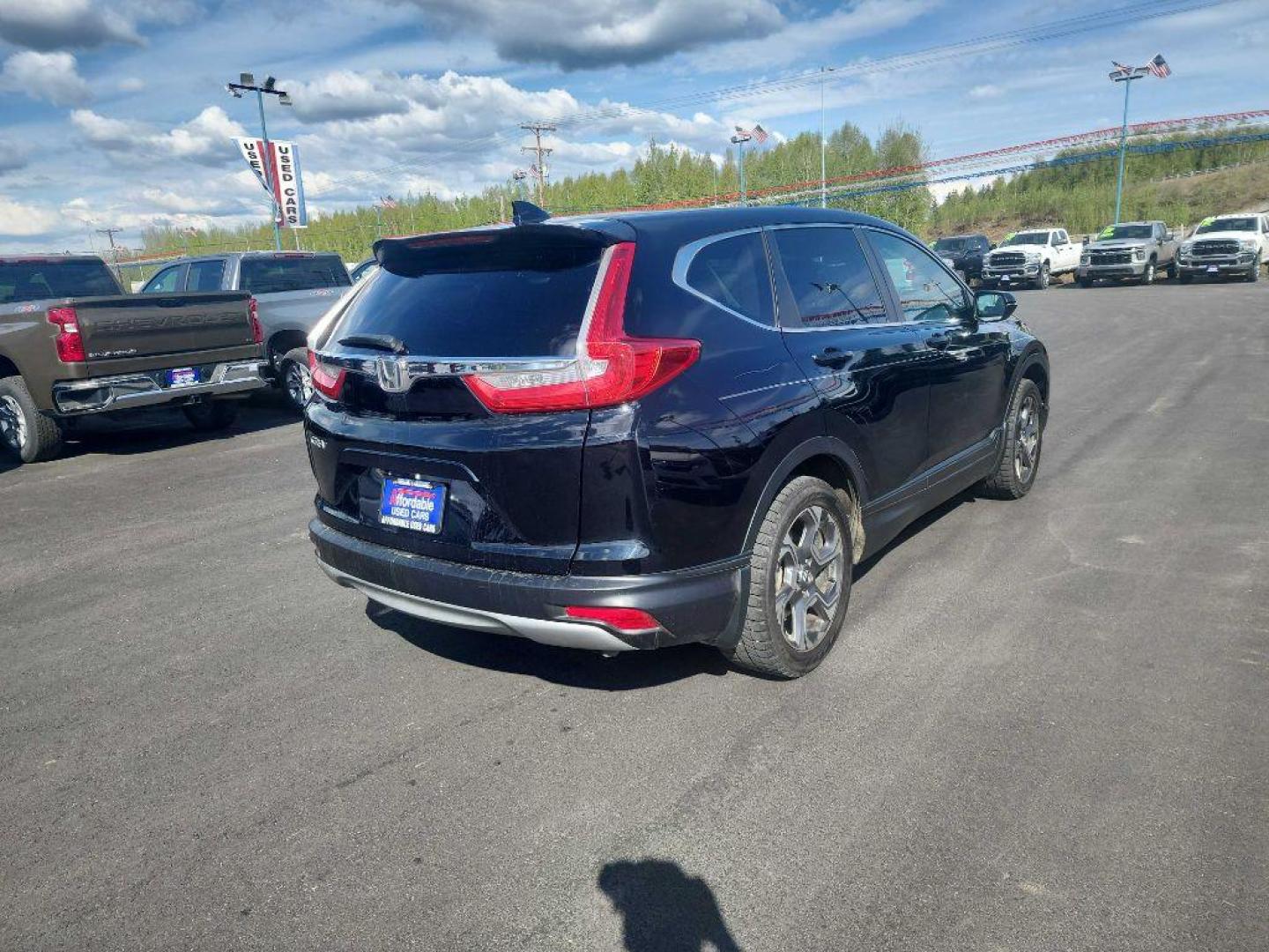 2018 BLACK HONDA CR-V EX (5J6RW1H5XJA) with an 1.5L engine, Continuously Variable transmission, located at 2525 S. Cushman, Fairbanks, AK, 99701, (907) 452-5707, 64.824036, -147.712311 - Photo#1