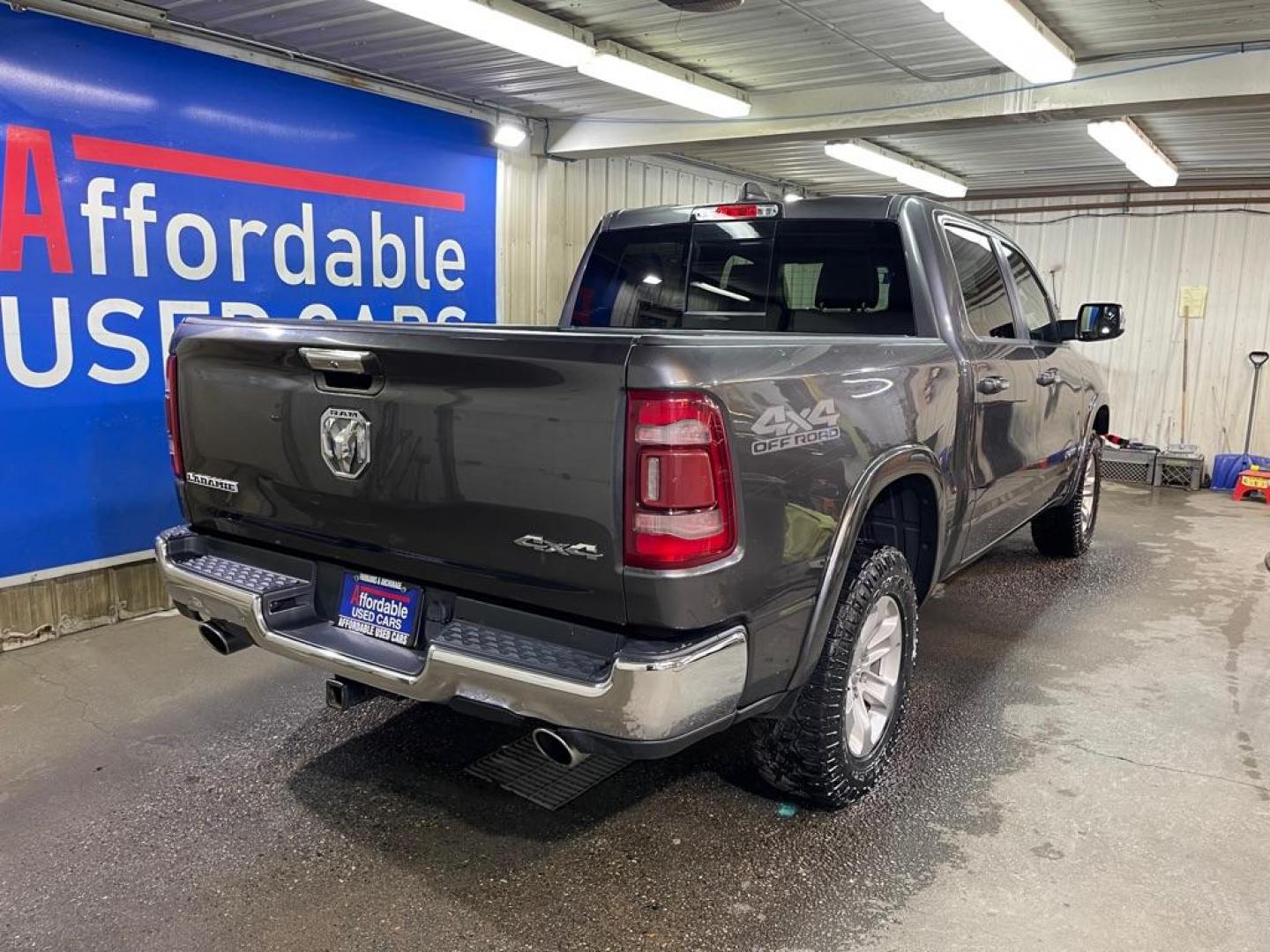 2020 GRAY RAM 1500 LARAMIE (1C6SRFJT6LN) with an 5.7L engine, Automatic transmission, located at 2525 S. Cushman, Fairbanks, AK, 99701, (907) 452-5707, 64.824036, -147.712311 - Photo#2