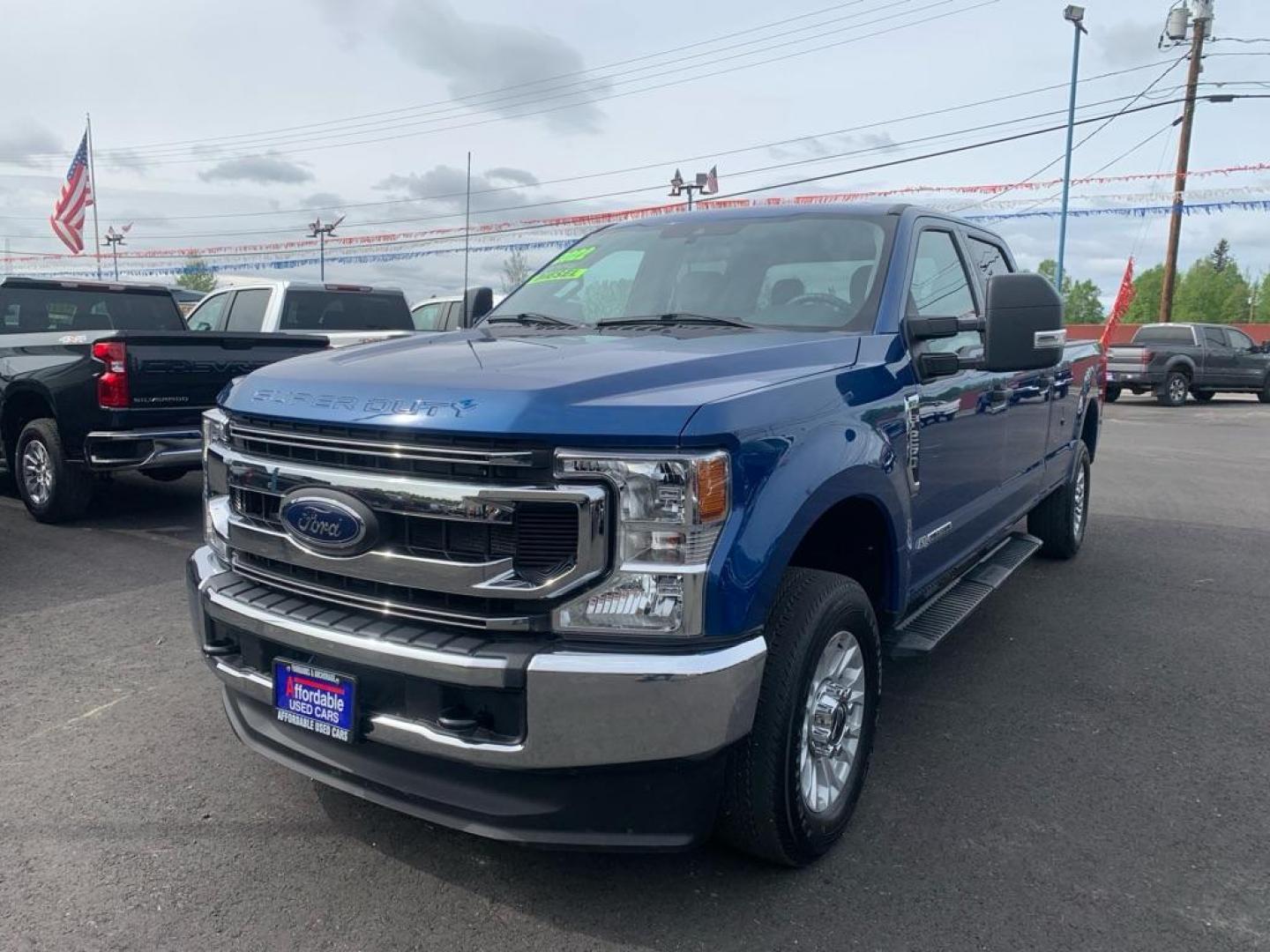 2022 BLUE FORD F250 SUPER DUTY (1FT7W2BT8NE) with an 6.7L engine, Automatic transmission, located at 2525 S. Cushman, Fairbanks, AK, 99701, (907) 452-5707, 64.824036, -147.712311 - Photo#1