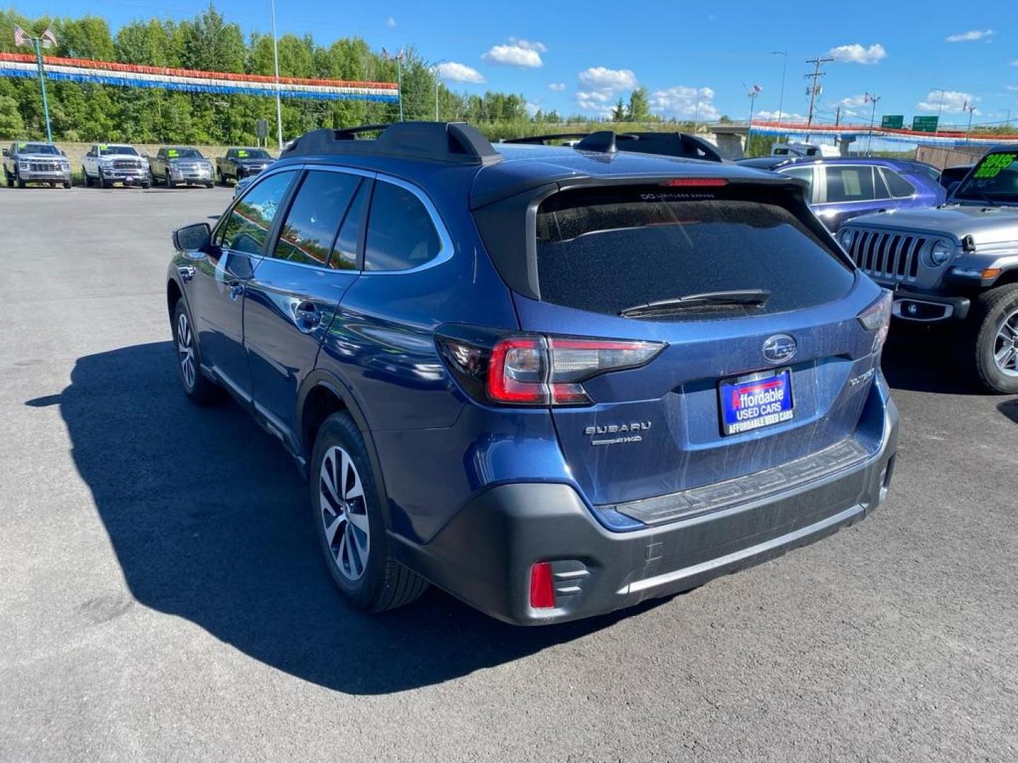 2021 BLUE SUBARU OUTBACK PREMIUM (4S4BTADC8M3) with an 2.5L engine, Continuously Variable transmission, located at 2525 S. Cushman, Fairbanks, AK, 99701, (907) 452-5707, 64.824036, -147.712311 - Photo#3