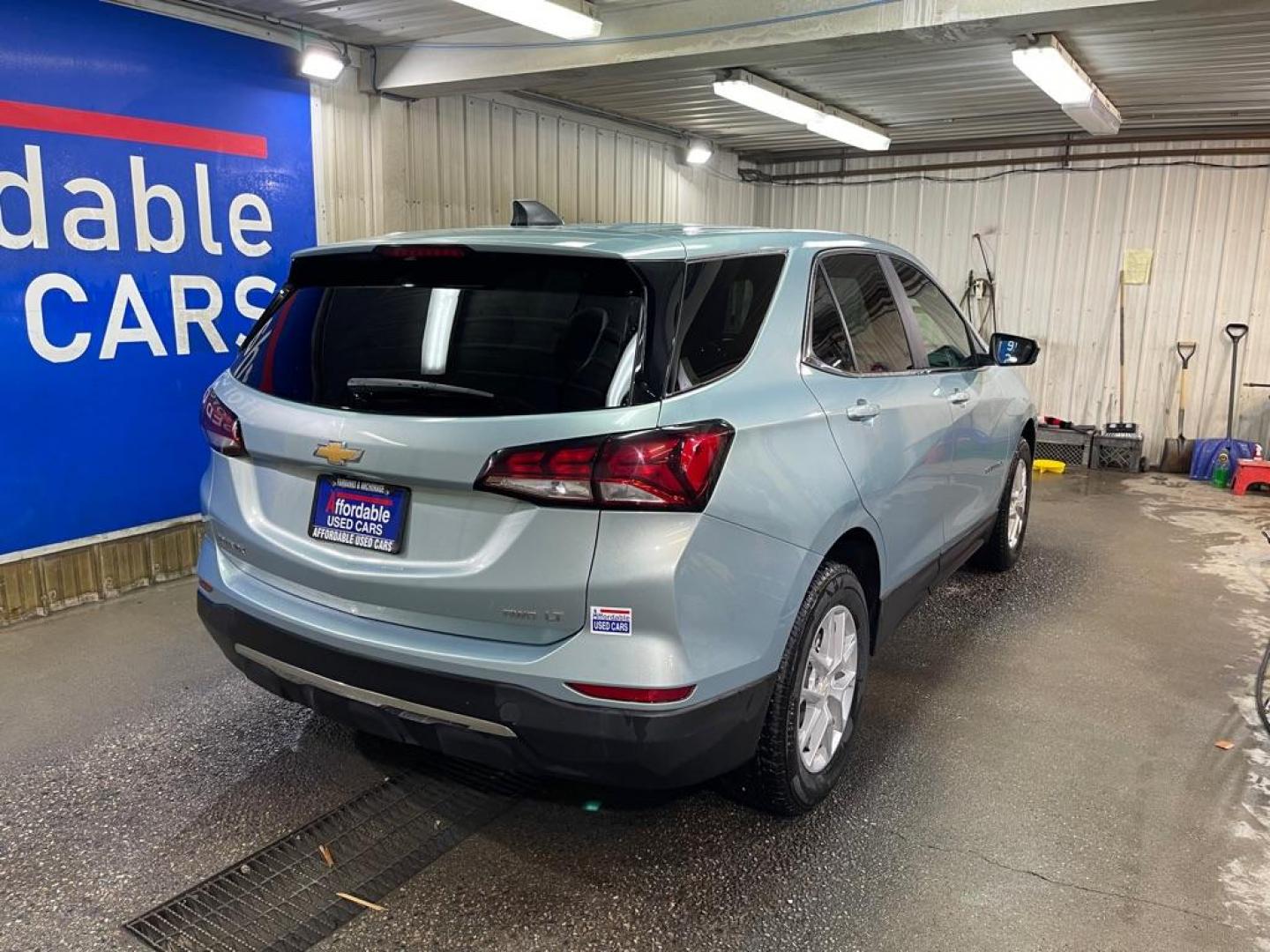 2022 BLUE CHEVROLET EQUINOX LT (2GNAXUEV3N6) with an 1.5L engine, Automatic transmission, located at 2525 S. Cushman, Fairbanks, AK, 99701, (907) 452-5707, 64.824036, -147.712311 - Photo#2