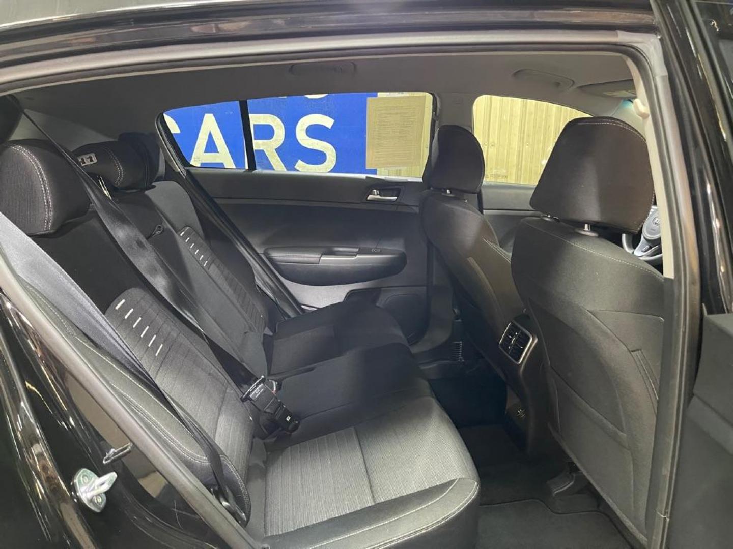 2018 BLACK KIA SPORTAGE LX (KNDPMCAC9J7) with an 2.4L engine, Automatic transmission, located at 2525 S. Cushman, Fairbanks, AK, 99701, (907) 452-5707, 64.824036, -147.712311 - Photo#4