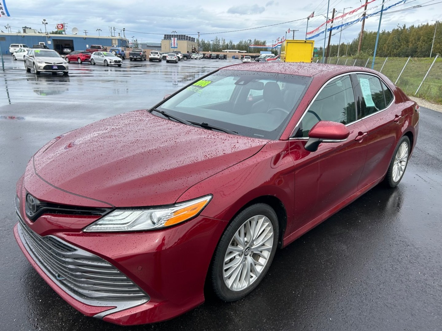 2018 RED TOYOTA CAMRY XLE XLE (4T1B11HK4JU) with an 2.5L engine, Automatic transmission, located at 2525 S. Cushman, Fairbanks, AK, 99701, (907) 452-5707, 64.824036, -147.712311- Photo#0