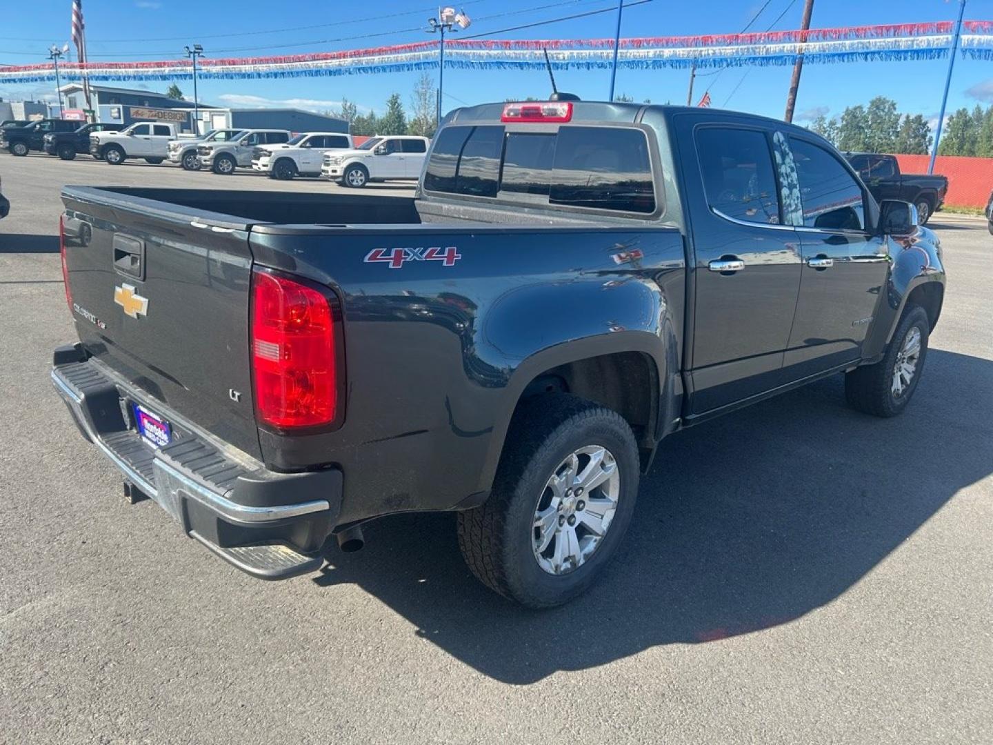 2017 GRAY CHEVROLET COLORADO LT (1GCGTCEN3H1) with an 3.6L engine, Automatic transmission, located at 2525 S. Cushman, Fairbanks, AK, 99701, (907) 452-5707, 64.824036, -147.712311- Photo#2