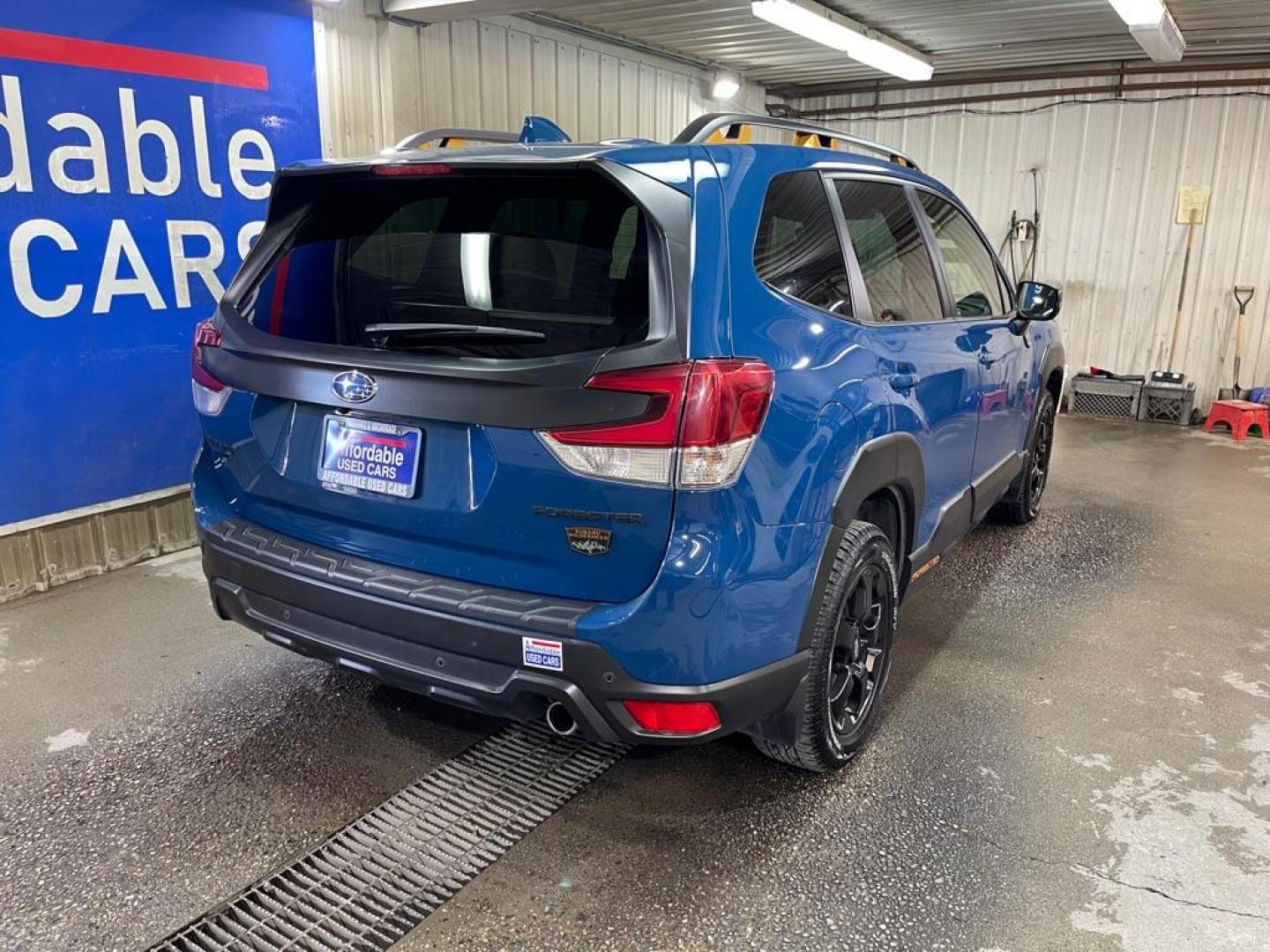 2022 BLUE SUBARU FORESTER WILDERNESS (JF2SKAMC7NH) with an 2.5L engine, Automatic transmission, located at 2525 S. Cushman, Fairbanks, AK, 99701, (907) 452-5707, 64.824036, -147.712311 - Photo#2