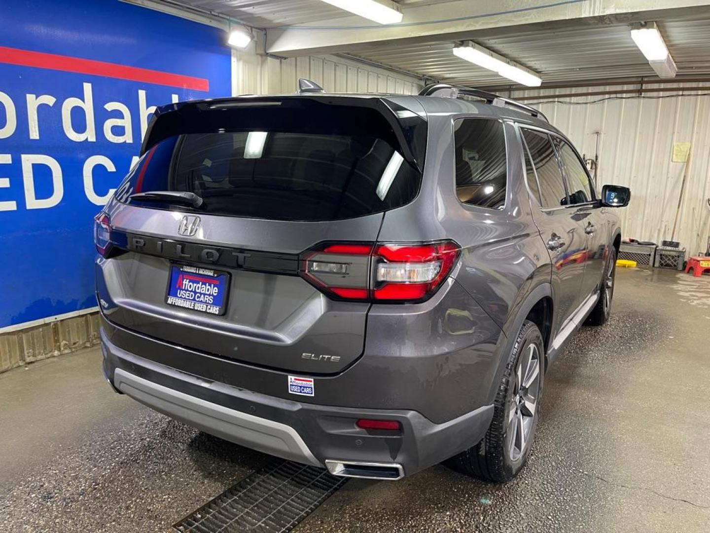 2023 GRAY HONDA PILOT ELITE (5FNYG1H81PB) with an 3.5L engine, Automatic transmission, located at 2525 S. Cushman, Fairbanks, AK, 99701, (907) 452-5707, 64.824036, -147.712311 - Photo#2