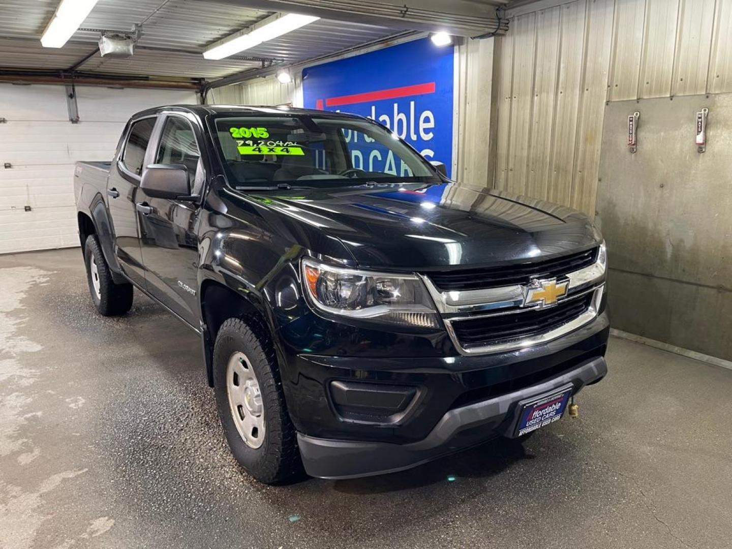 2015 BLACK CHEVROLET COLORADO (1GCGTAE30F1) with an 3.6L engine, Automatic transmission, located at 2525 S. Cushman, Fairbanks, AK, 99701, (907) 452-5707, 64.824036, -147.712311 - Photo#0