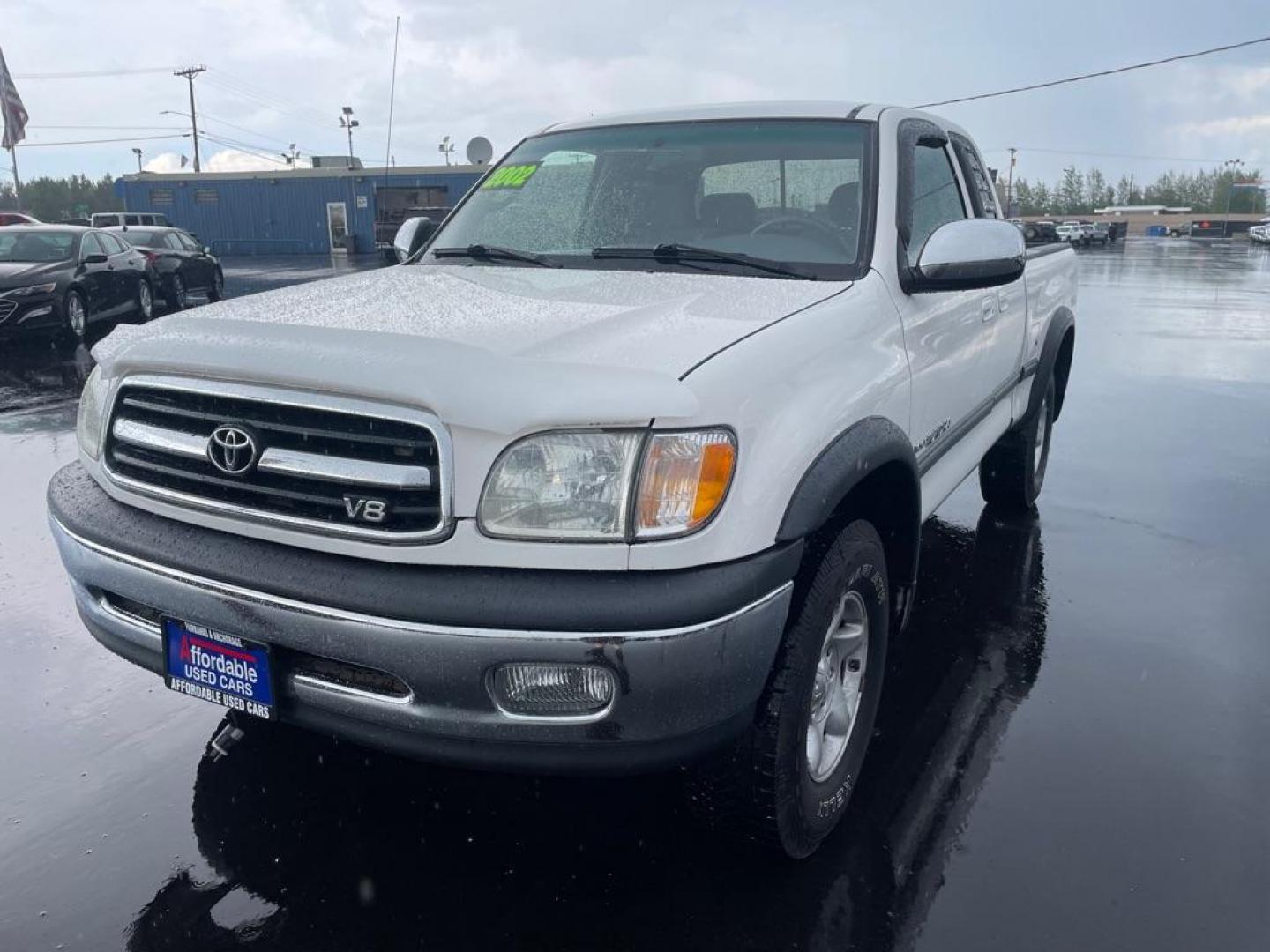 2002 WHITE TOYOTA TUNDRA ACCESS CAB (5TBBT44142S) with an 4.7L engine, Automatic transmission, located at 2525 S. Cushman, Fairbanks, AK, 99701, (907) 452-5707, 64.824036, -147.712311 - Photo#1