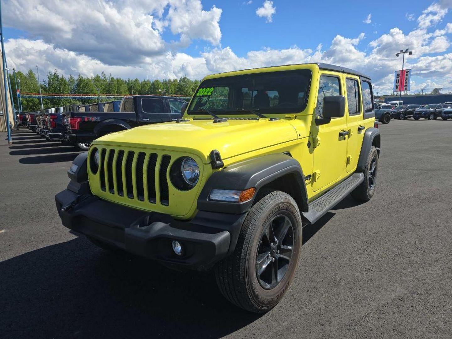 2022 YELLOW JEEP WRANGLER UNLIMI SPORT (1C4HJXDN0NW) with an 2.0L engine, Automatic transmission, located at 2525 S. Cushman, Fairbanks, AK, 99701, (907) 452-5707, 64.824036, -147.712311 - Photo#0