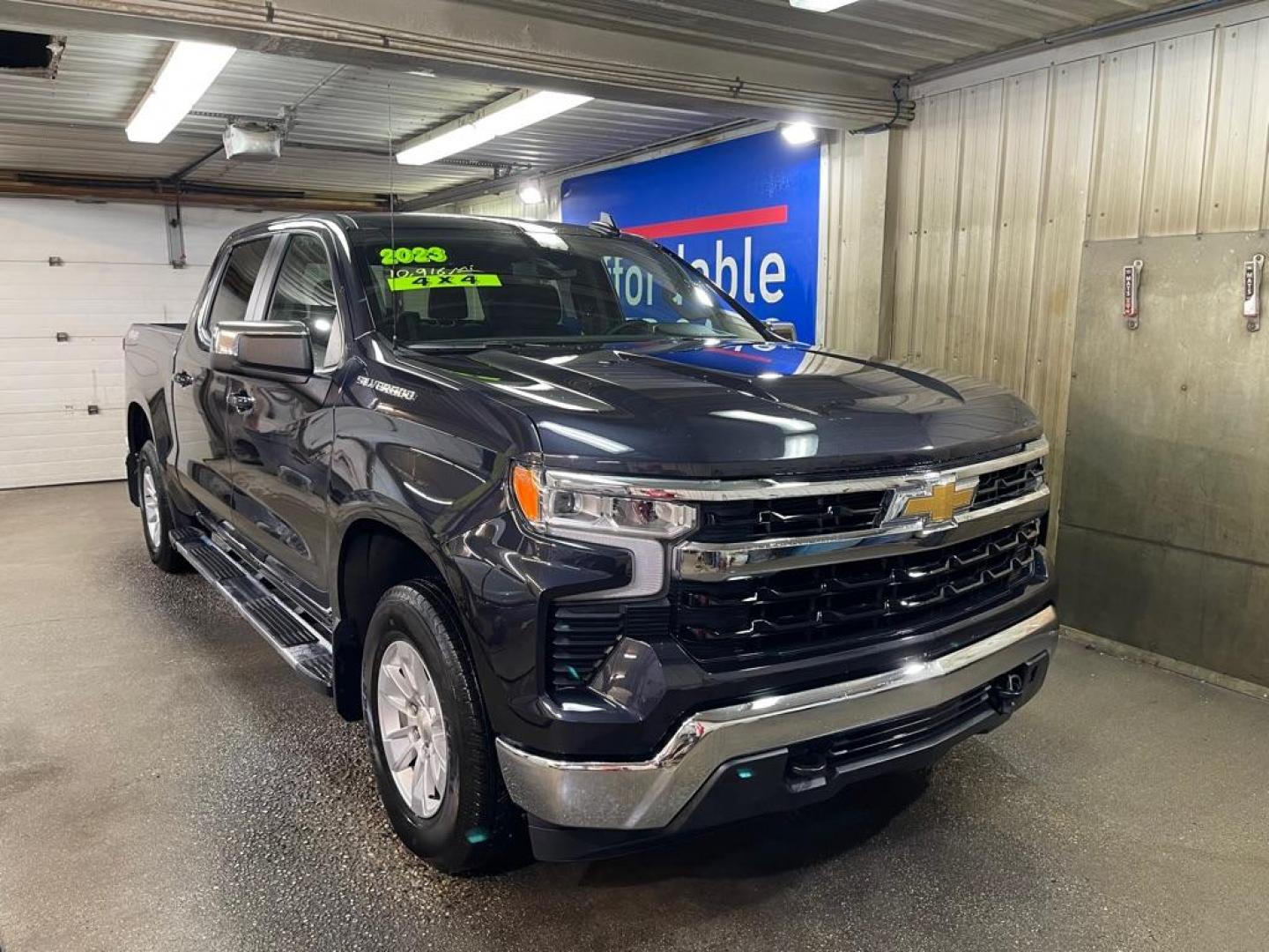 2023 BLUE CHEVROLET SILVERADO 1500 LT (2GCUDDED4P1) with an 5.3L engine, Automatic transmission, located at 2525 S. Cushman, Fairbanks, AK, 99701, (907) 452-5707, 64.824036, -147.712311 - Photo#0