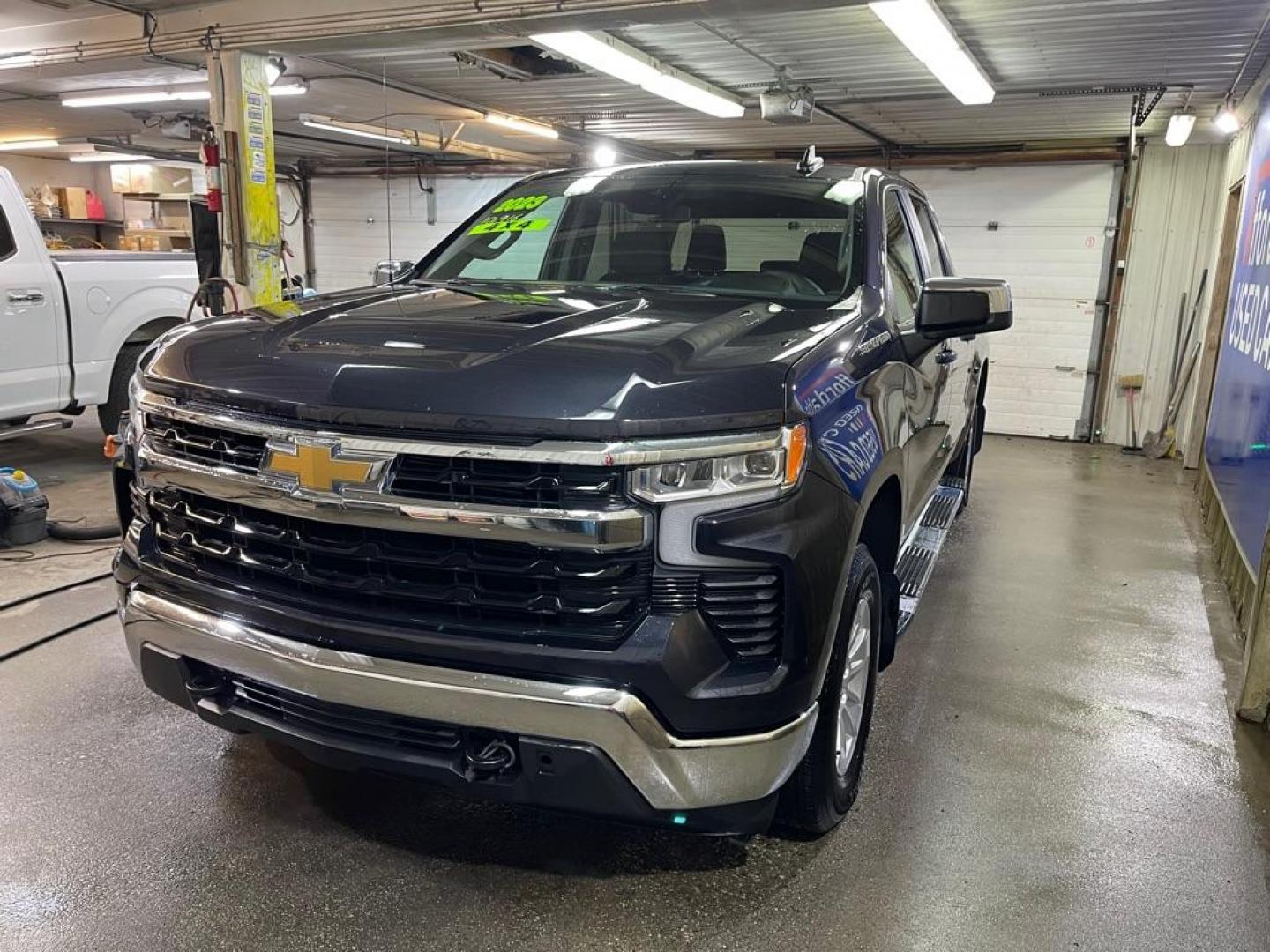 2023 BLUE CHEVROLET SILVERADO 1500 LT (2GCUDDED4P1) with an 5.3L engine, Automatic transmission, located at 2525 S. Cushman, Fairbanks, AK, 99701, (907) 452-5707, 64.824036, -147.712311 - Photo#1