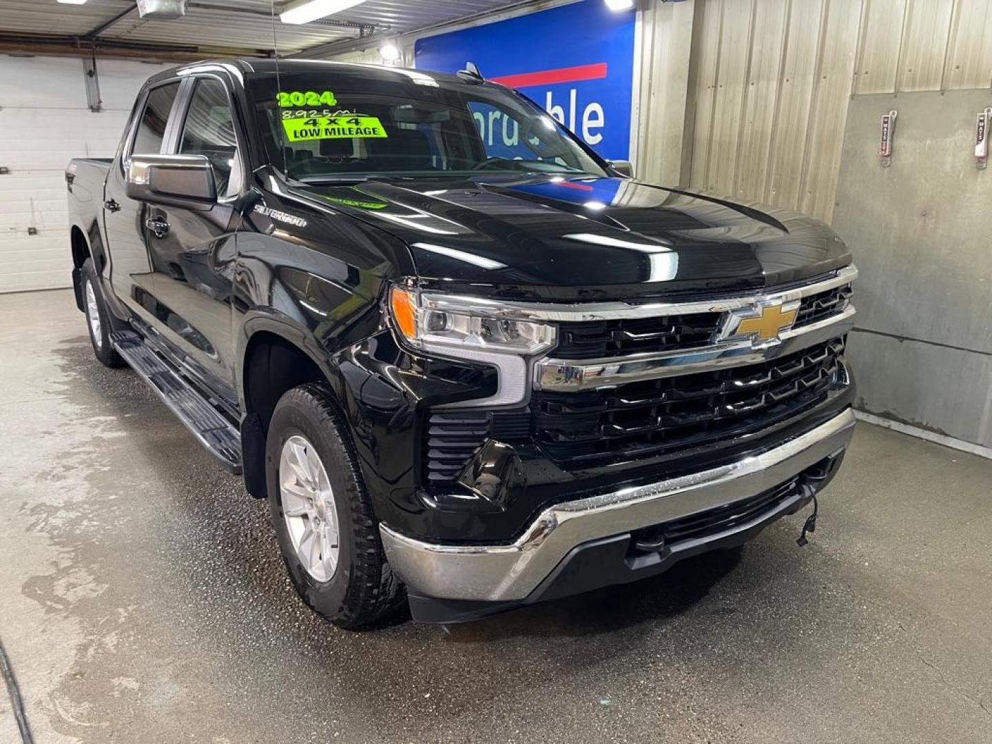 2023 BLACK CHEVROLET SILVERADO 1500 LT (2GCUDDED8P1) with an 5.3L engine, Automatic transmission, located at 2525 S. Cushman, Fairbanks, AK, 99701, (907) 452-5707, 64.824036, -147.712311 - Photo#0