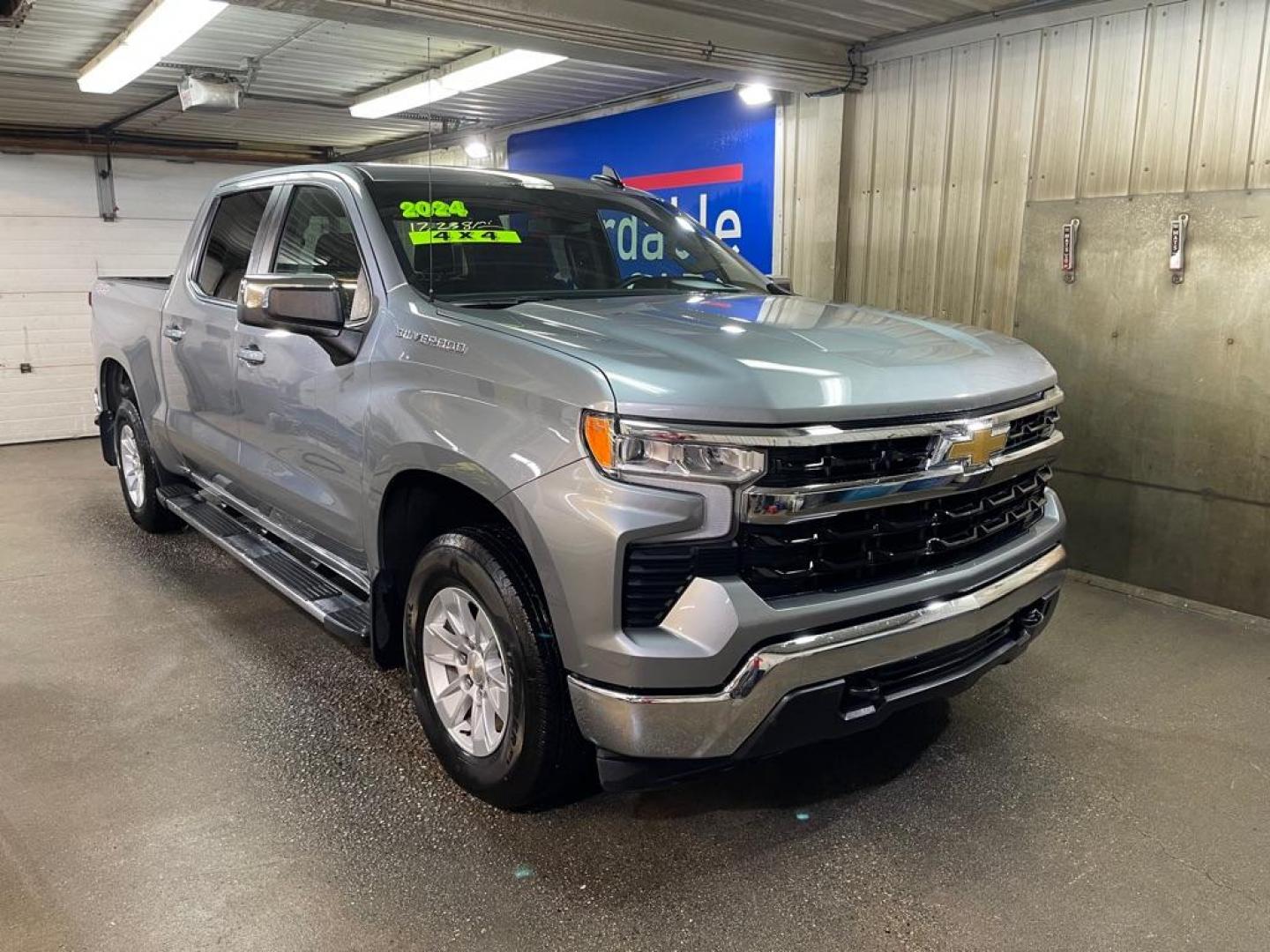 2023 SILVER CHEVROLET SILVERADO 1500 LT (2GCUDDED3P1) with an 5.3L engine, Automatic transmission, located at 2525 S. Cushman, Fairbanks, AK, 99701, (907) 452-5707, 64.824036, -147.712311 - Photo#0