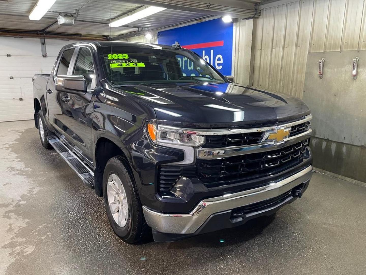 2023 BLUE CHEVROLET SILVERADO 1500 LT (2GCUDDED6P1) with an 5.3L engine, Automatic transmission, located at 2525 S. Cushman, Fairbanks, AK, 99701, (907) 452-5707, 64.824036, -147.712311 - Photo#0