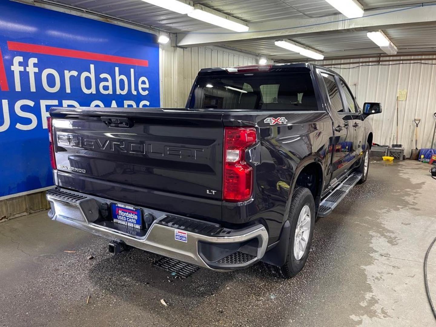 2023 BLUE CHEVROLET SILVERADO 1500 LT (2GCUDDED6P1) with an 5.3L engine, Automatic transmission, located at 2525 S. Cushman, Fairbanks, AK, 99701, (907) 452-5707, 64.824036, -147.712311 - Photo#2