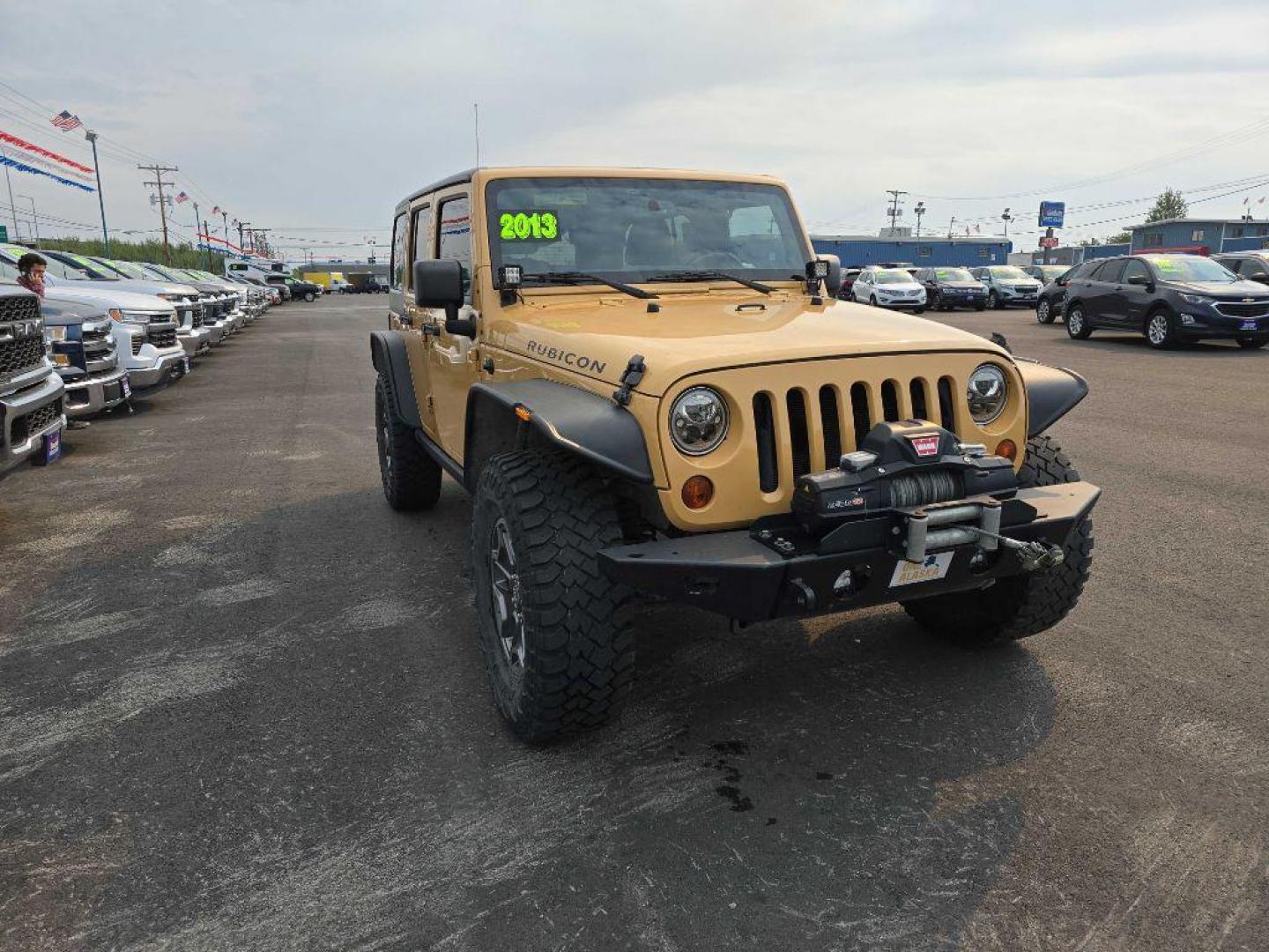 2013 SAND JEEP WRANGLER UNLIMI RUBICON (1C4BJWFG4DL) with an 3.6L engine, Automatic transmission, located at 2525 S. Cushman, Fairbanks, AK, 99701, (907) 452-5707, 64.824036, -147.712311 - Photo#4