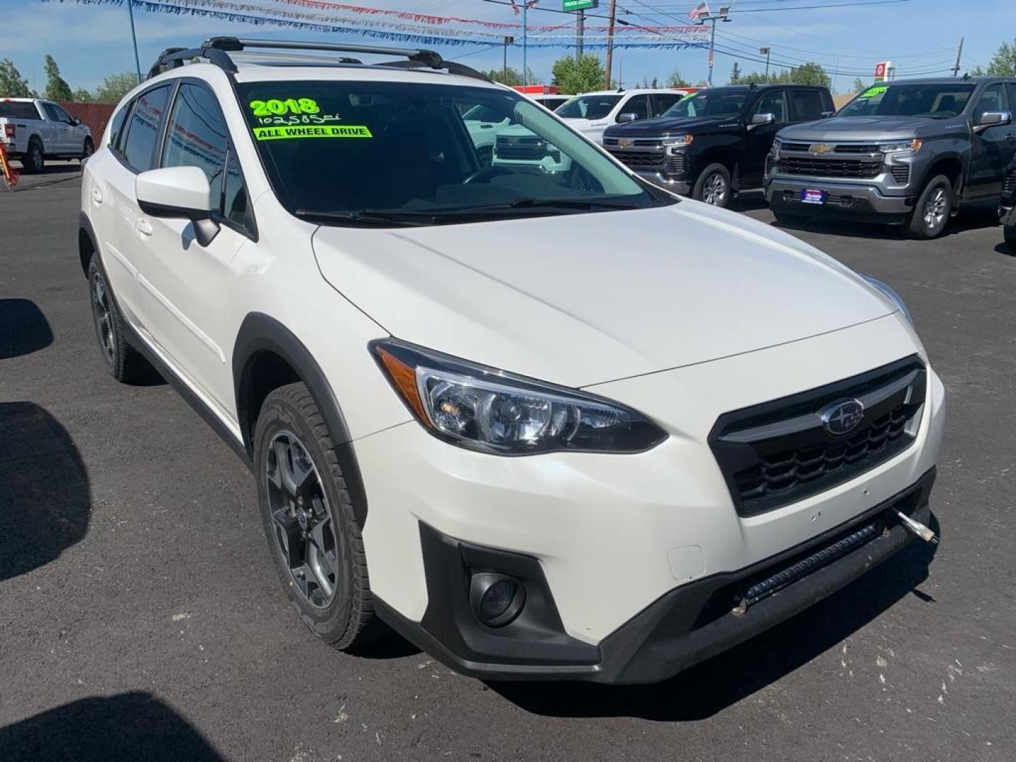 2018 WHITE SUBARU CROSSTREK PREMIUM (JF2GTADC9JH) with an 2.0L engine, 6-Speed Manual transmission, located at 2525 S. Cushman, Fairbanks, AK, 99701, (907) 452-5707, 64.824036, -147.712311 - Photo#0