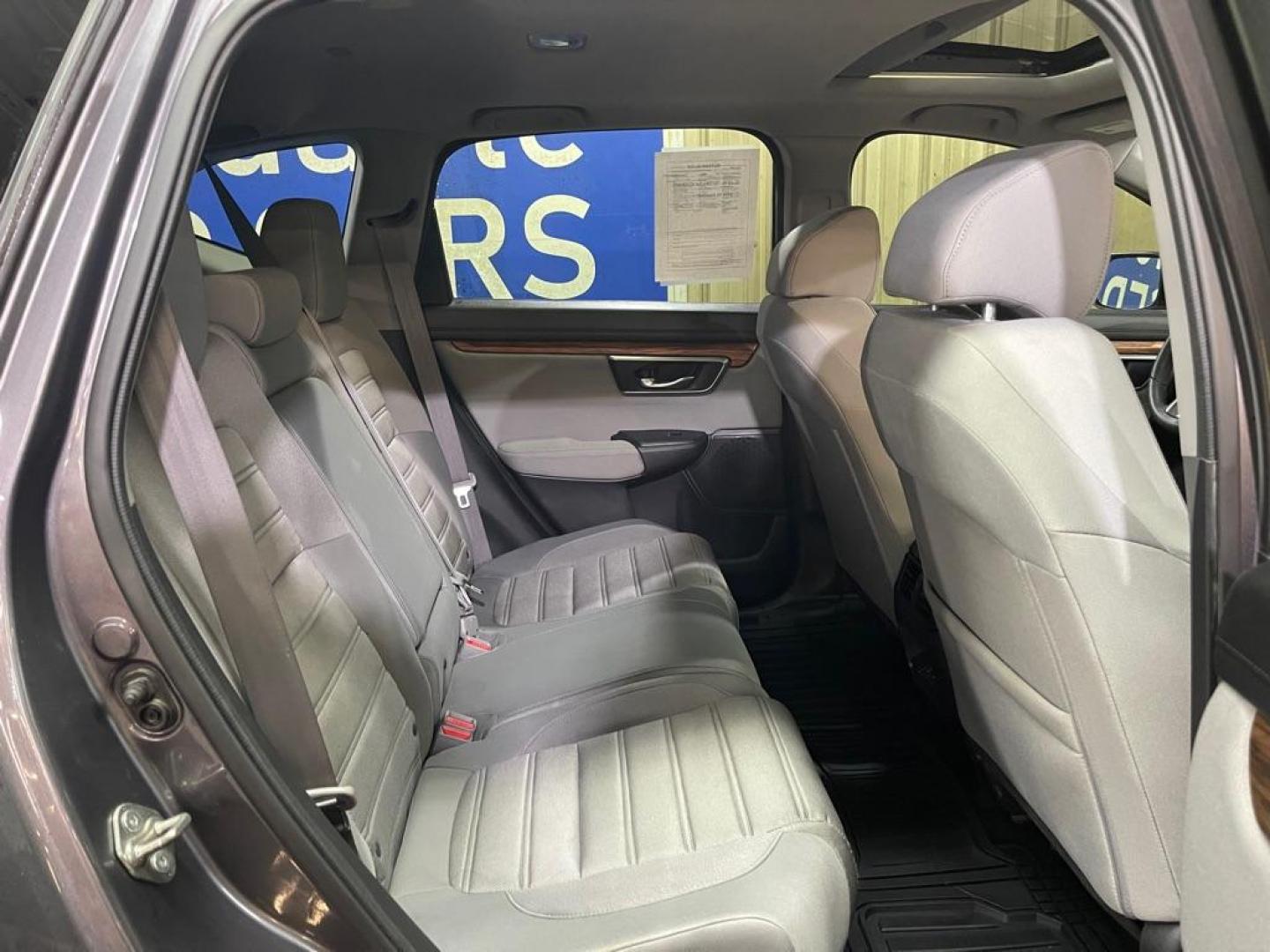 2018 GRAY HONDA CR-V EX (7FARW1H50JE) with an 1.5L engine, Continuously Variable transmission, located at 2525 S. Cushman, Fairbanks, AK, 99701, (907) 452-5707, 64.824036, -147.712311 - Photo#4
