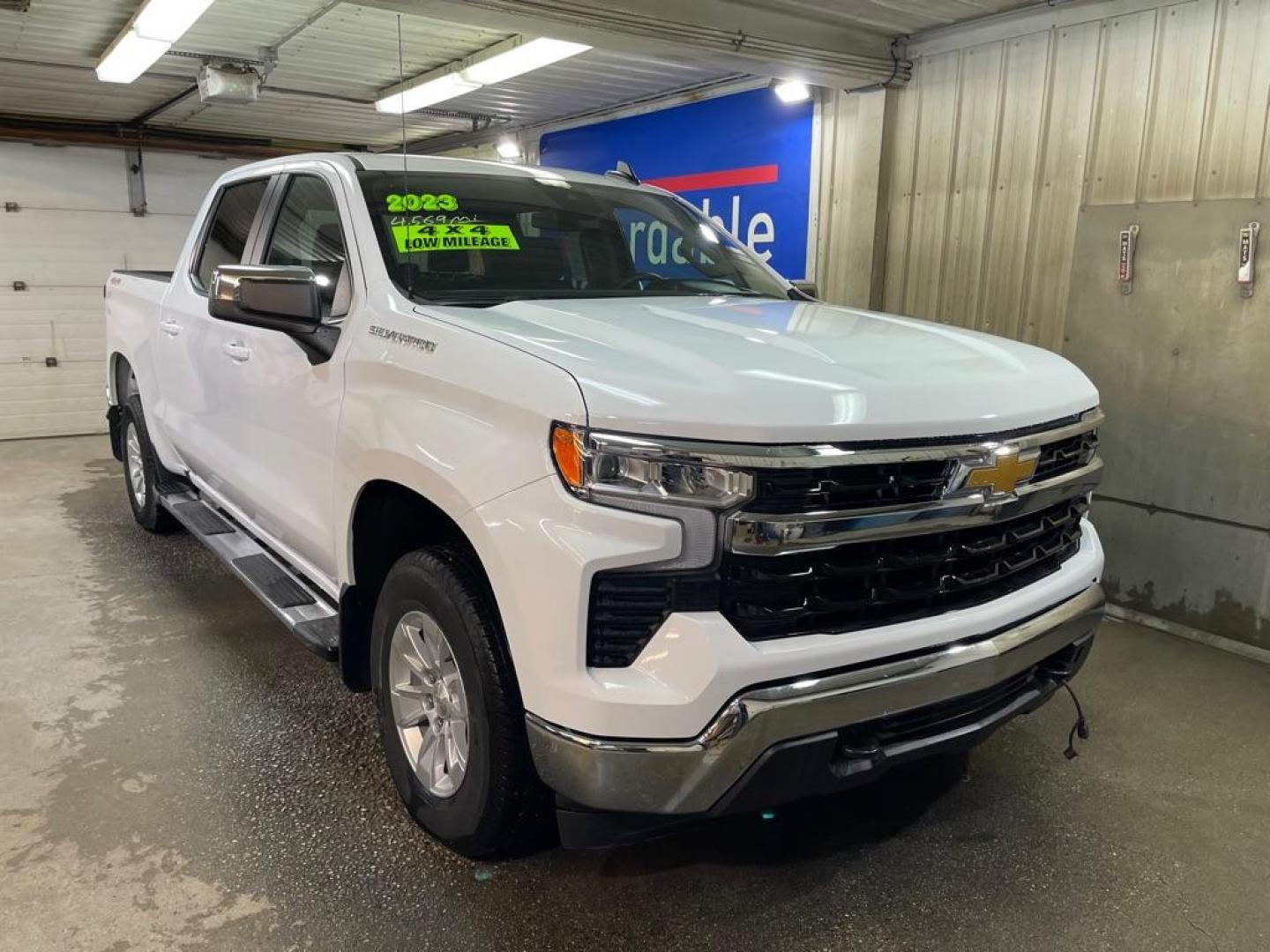 2023 WHITE CHEVROLET SILVERADO 1500 LT (1GCUDDEDXPZ) with an 5.3L engine, Automatic transmission, located at 2525 S. Cushman, Fairbanks, AK, 99701, (907) 452-5707, 64.824036, -147.712311 - Photo#0