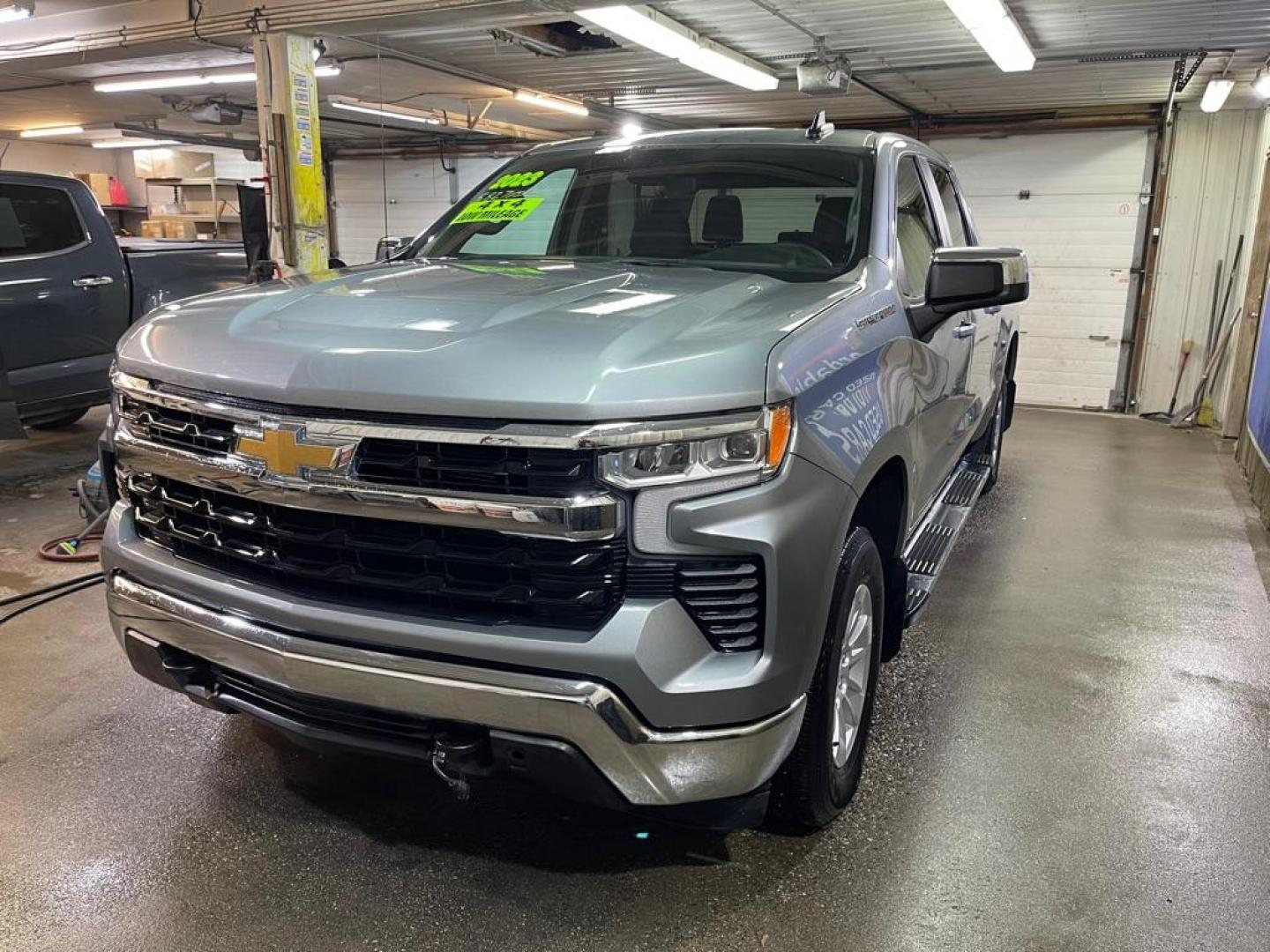 2023 GRAY CHEVROLET SILVERADO 1500 LT (2GCUDDEDXP1) with an 5.3L engine, Automatic transmission, located at 2525 S. Cushman, Fairbanks, AK, 99701, (907) 452-5707, 64.824036, -147.712311 - Photo#1