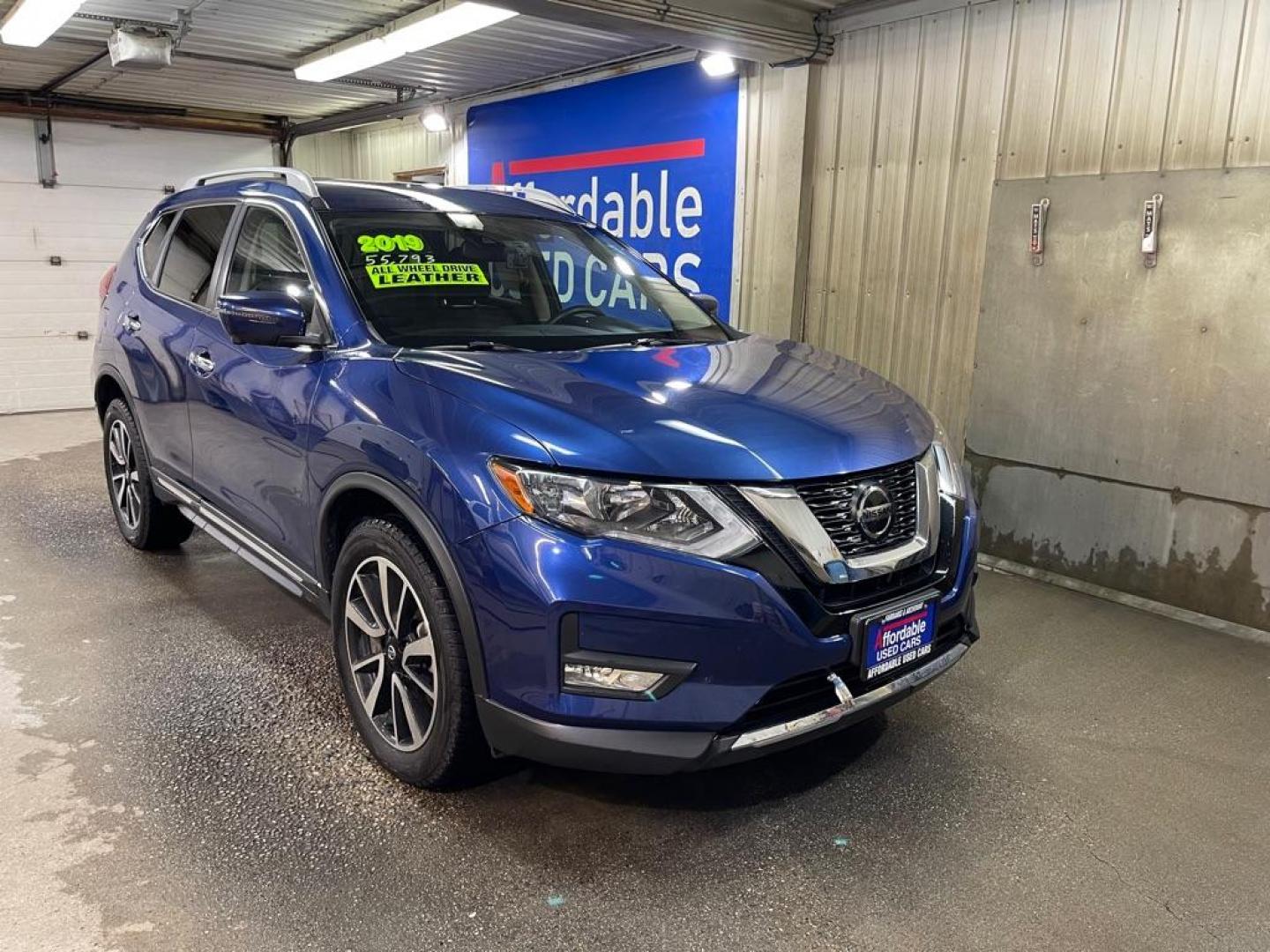 2019 BLUE NISSAN ROGUE SL (5N1AT2MVXKC) with an 2.5L engine, Continuously Variable transmission, located at 2525 S. Cushman, Fairbanks, AK, 99701, (907) 452-5707, 64.824036, -147.712311 - Photo#0