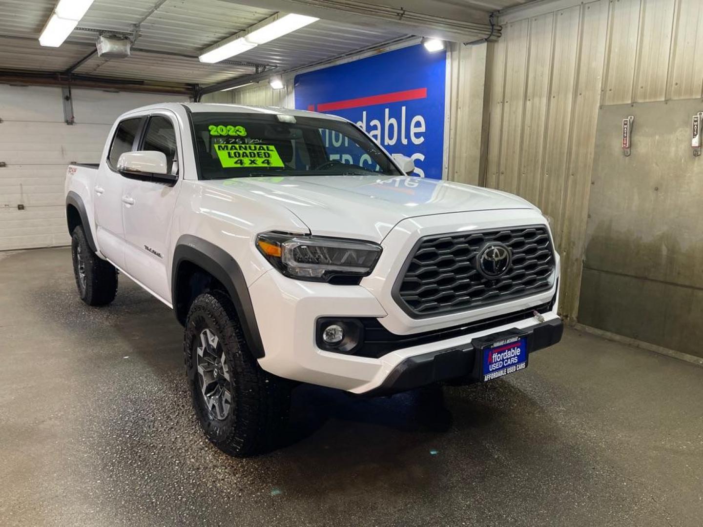 2023 WHITE TOYOTA TACOMA DOUBLE CAB (3TYCZ5AN7PT) with an 3.5L engine, Automatic transmission, located at 2525 S. Cushman, Fairbanks, AK, 99701, (907) 452-5707, 64.824036, -147.712311 - Photo#0