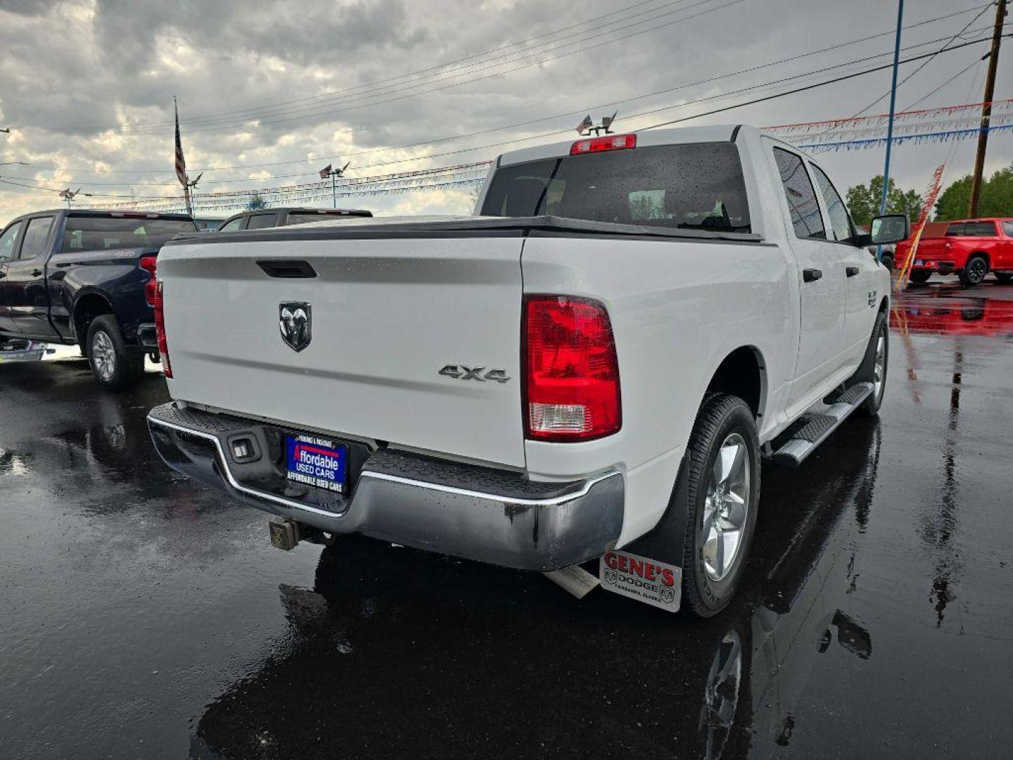 2022 WHITE RAM 1500 CLASSIC TRADESMAN (3C6RR7KG0NG) with an 3.6L engine, Automatic transmission, located at 2525 S. Cushman, Fairbanks, AK, 99701, (907) 452-5707, 64.824036, -147.712311 - Photo#2