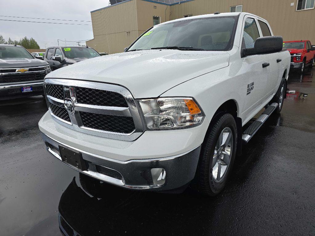 photo of 2022 RAM 1500 CLASSIC 4DR