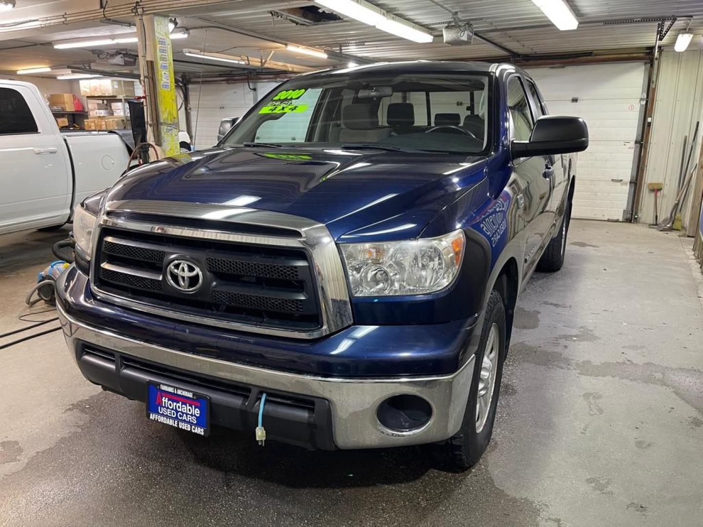 2010 GRAY TOYOTA TUNDRA DOUBLE CAB SR5 (5TFUM5F11AX) with an 4.6L engine, Automatic transmission, located at 2525 S. Cushman, Fairbanks, AK, 99701, (907) 452-5707, 64.824036, -147.712311 - Photo#1