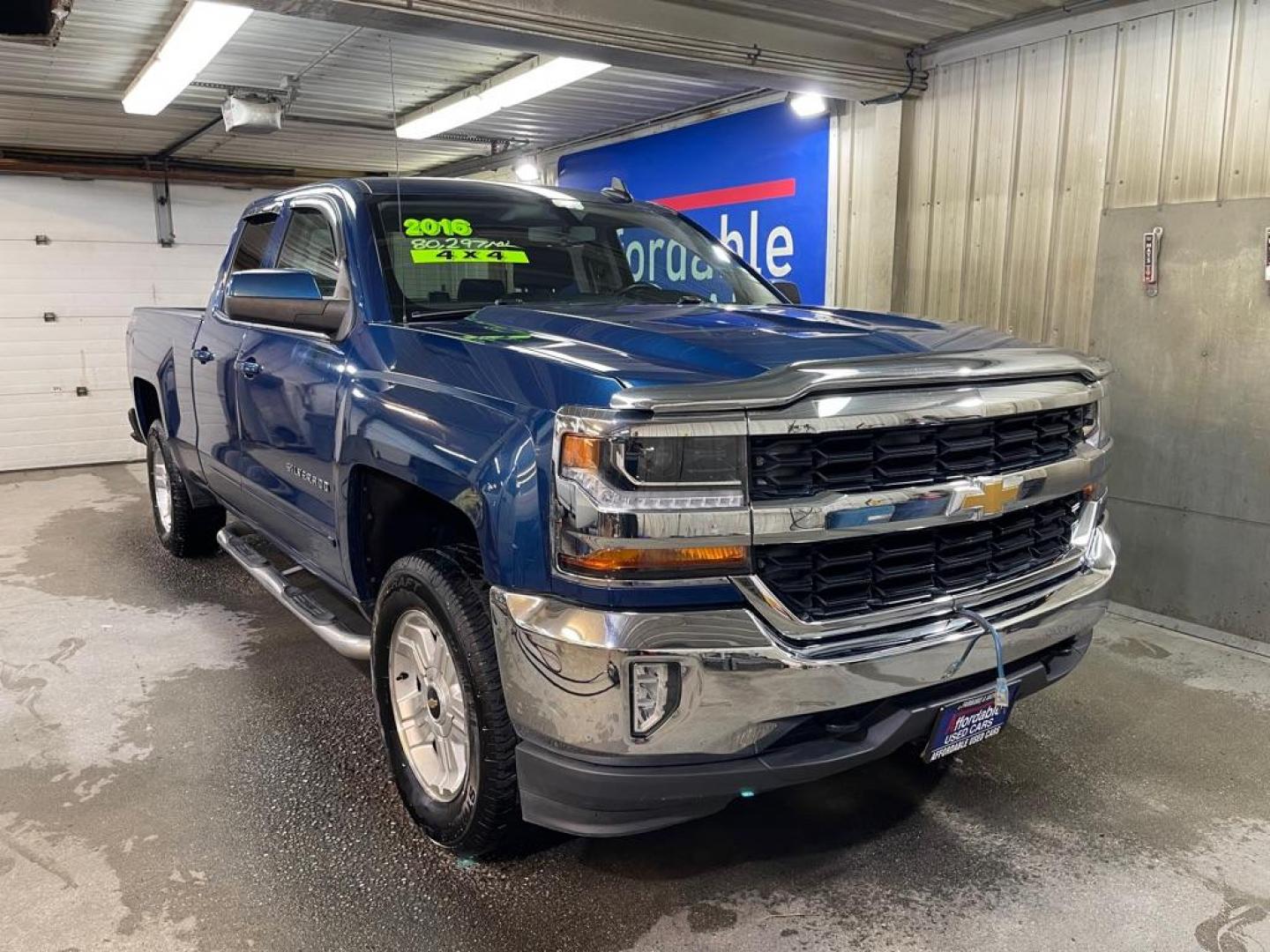 2016 BLUE CHEVROLET SILVERADO 1500 LT (1GCVKREH5GZ) with an 4.3L engine, Automatic transmission, located at 2525 S. Cushman, Fairbanks, AK, 99701, (907) 452-5707, 64.824036, -147.712311 - Photo#0