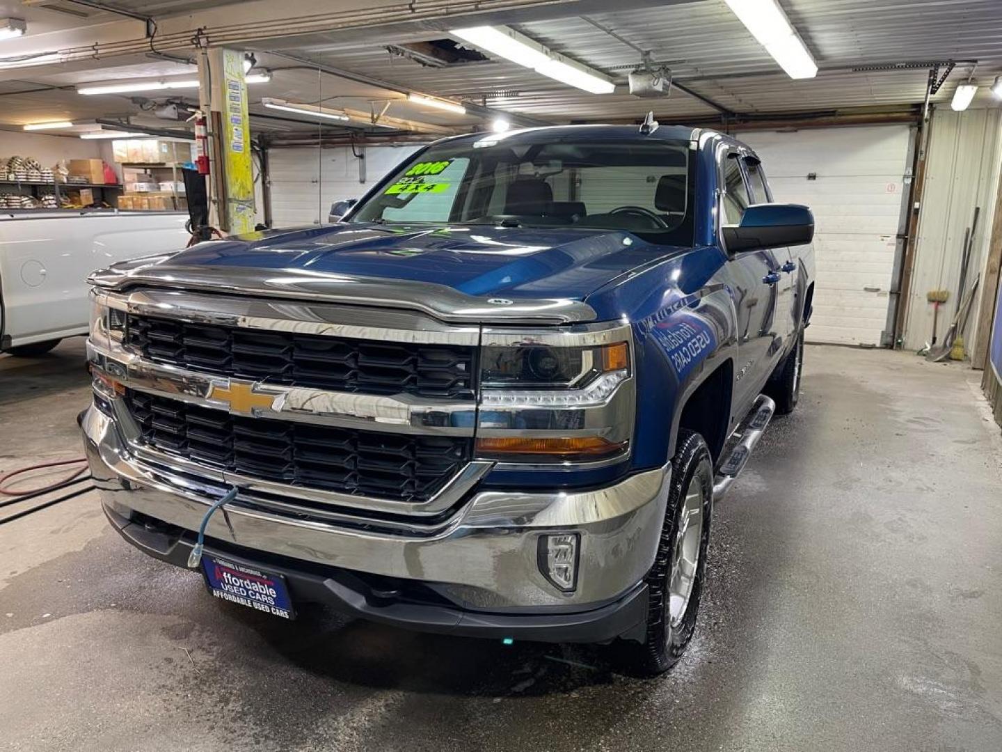 2016 BLUE CHEVROLET SILVERADO 1500 LT (1GCVKREH5GZ) with an 4.3L engine, Automatic transmission, located at 2525 S. Cushman, Fairbanks, AK, 99701, (907) 452-5707, 64.824036, -147.712311 - Photo#1