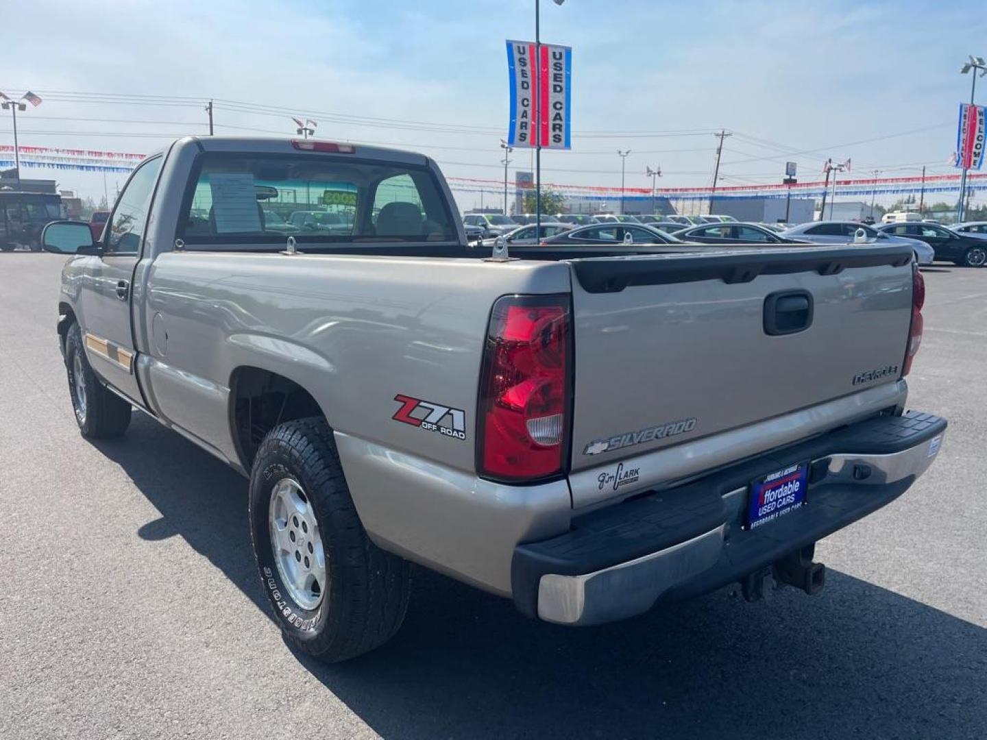 2003 TAN CHEVROLET SILVERADO 1500 (1GCEK14T93Z) with an 5.3L engine, Automatic transmission, located at 2525 S. Cushman, Fairbanks, AK, 99701, (907) 452-5707, 64.824036, -147.712311 - Photo#2