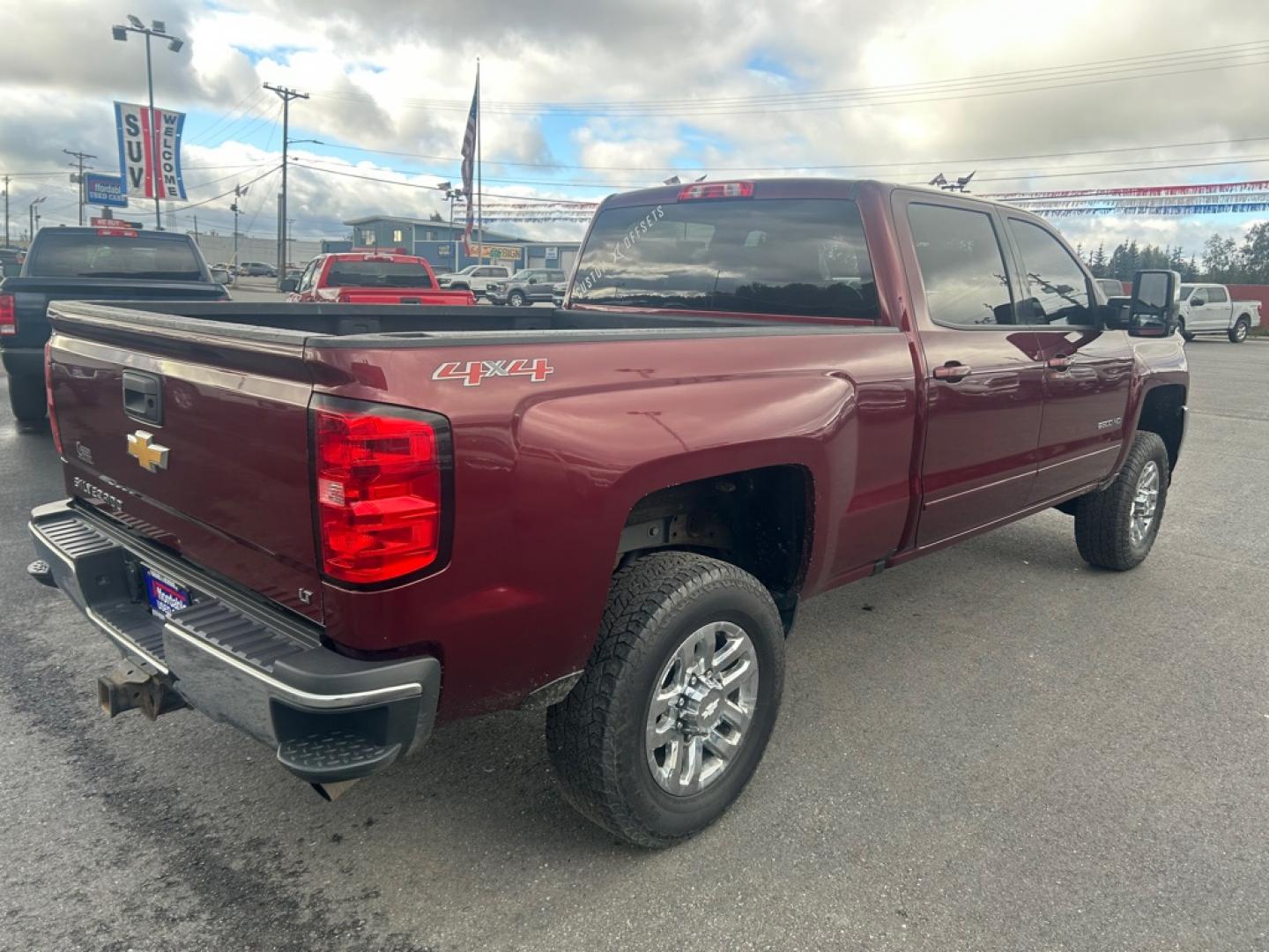 2017 MAROON CHEVROLET SILVERADO 2500 HEAVY DUTY LT (1GC1KVEG6HF) with an 6.0L engine, Automatic transmission, located at 2525 S. Cushman, Fairbanks, AK, 99701, (907) 452-5707, 64.824036, -147.712311- Photo#2