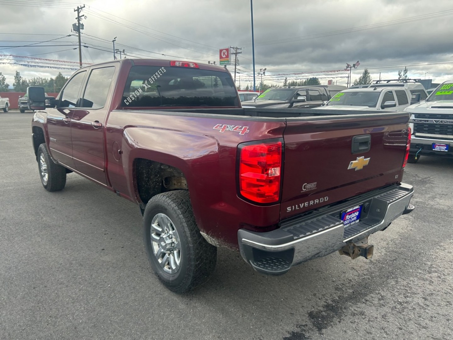 2017 MAROON CHEVROLET SILVERADO 2500 HEAVY DUTY LT (1GC1KVEG6HF) with an 6.0L engine, Automatic transmission, located at 2525 S. Cushman, Fairbanks, AK, 99701, (907) 452-5707, 64.824036, -147.712311- Photo#3