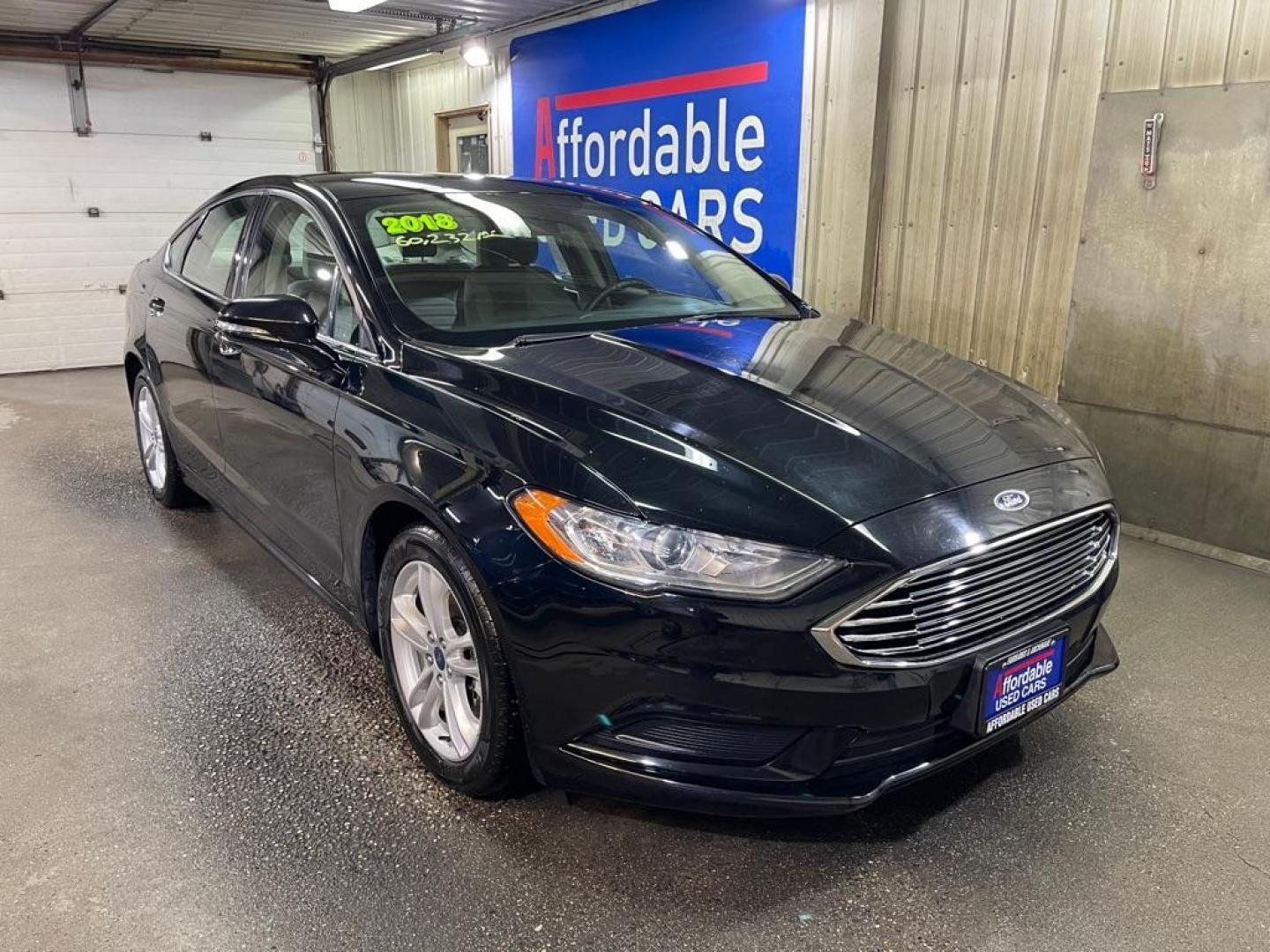 2018 GREY FORD FUSION SE (3FA6P0HD8JR) with an 1.5L engine, Automatic transmission, located at 2525 S. Cushman, Fairbanks, AK, 99701, (907) 452-5707, 64.824036, -147.712311 - Photo#0