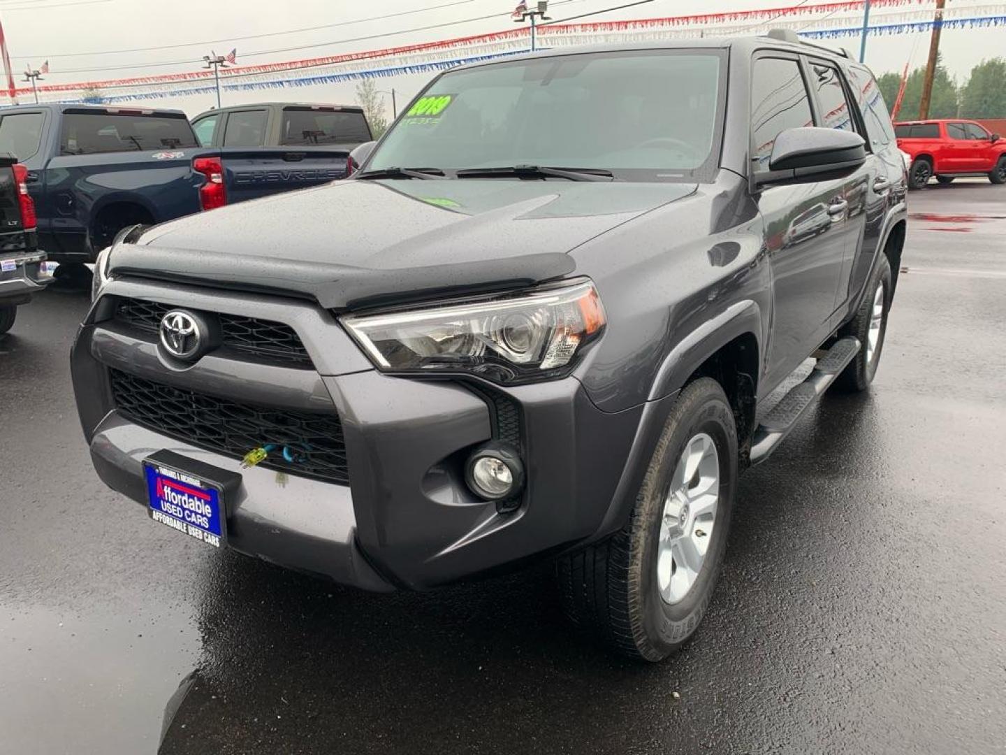 2019 GRAY TOYOTA 4RUNNER SR5 (JTEBU5JR8K5) with an 4.0L engine, Automatic transmission, located at 2525 S. Cushman, Fairbanks, AK, 99701, (907) 452-5707, 64.824036, -147.712311 - Photo#1