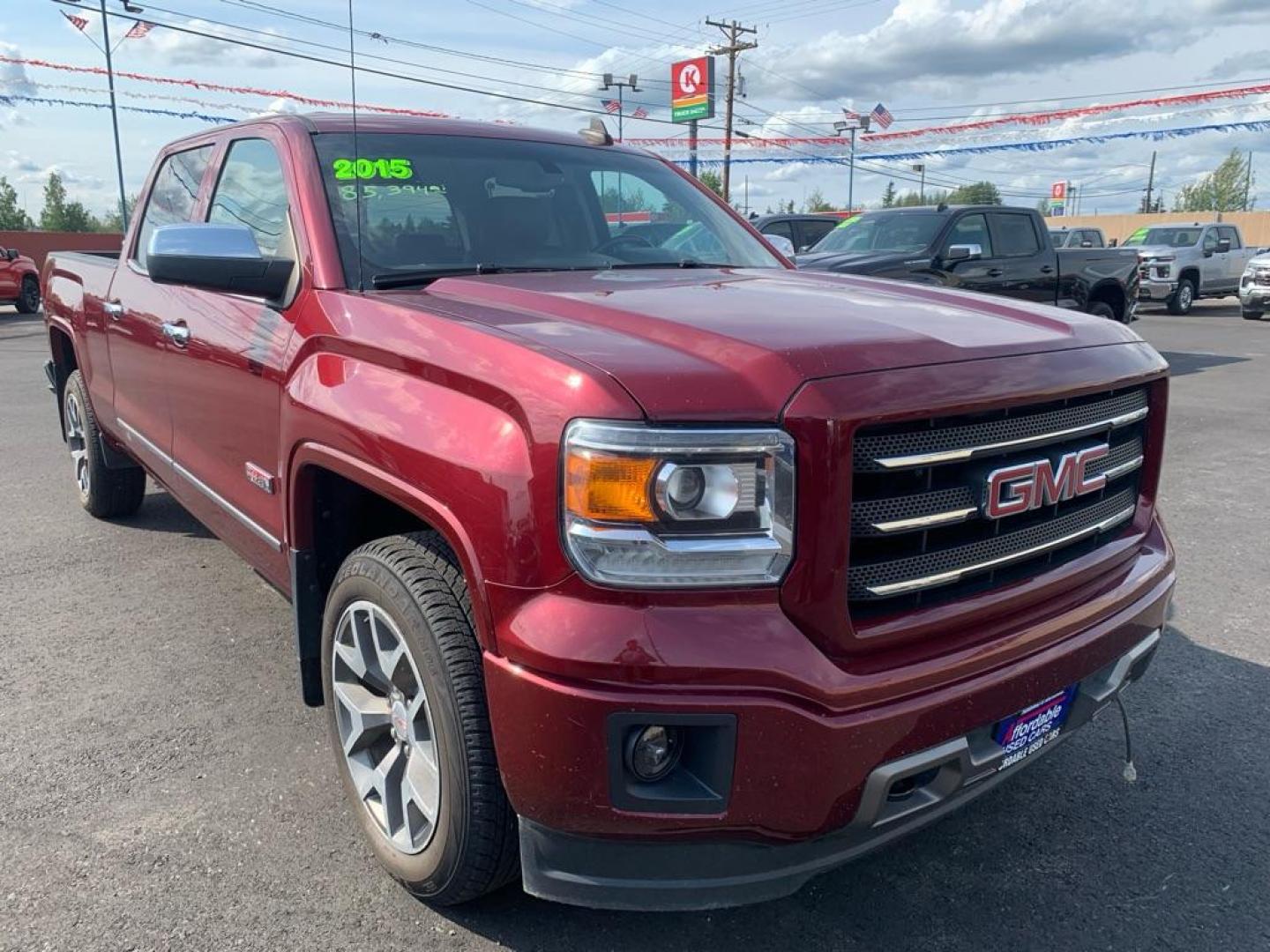 2015 MAROON GMC SIERRA 1500 SLE (3GTU2UEC9FG) with an 5.3L engine, Automatic transmission, located at 2525 S. Cushman, Fairbanks, AK, 99701, (907) 452-5707, 64.824036, -147.712311 - Photo#0