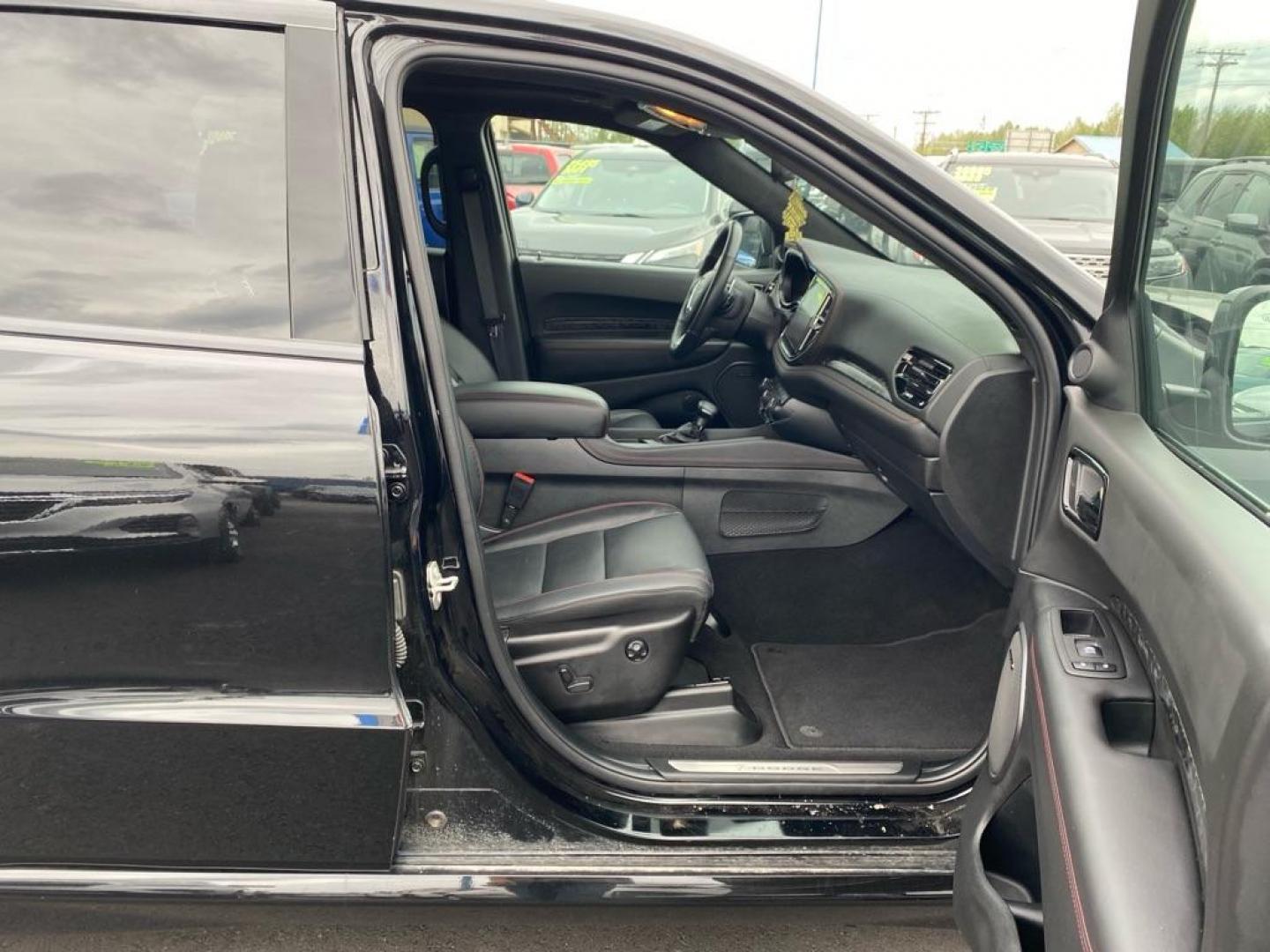 2023 BLACK DODGE DURANGO R/T (1C4SDJCT5PC) with an 5.7L engine, Automatic transmission, located at 2525 S. Cushman, Fairbanks, AK, 99701, (907) 452-5707, 64.824036, -147.712311 - Photo#4